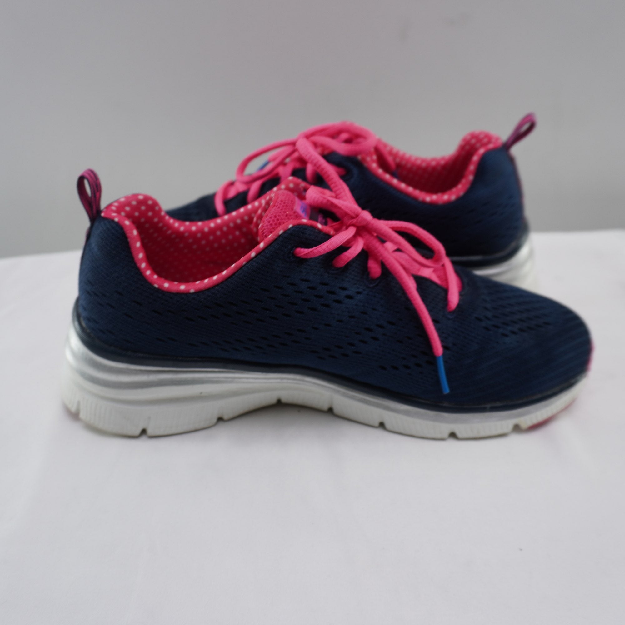 Zapatillas Skechers para Mujer Usadas - Azul Marino, Talla 39