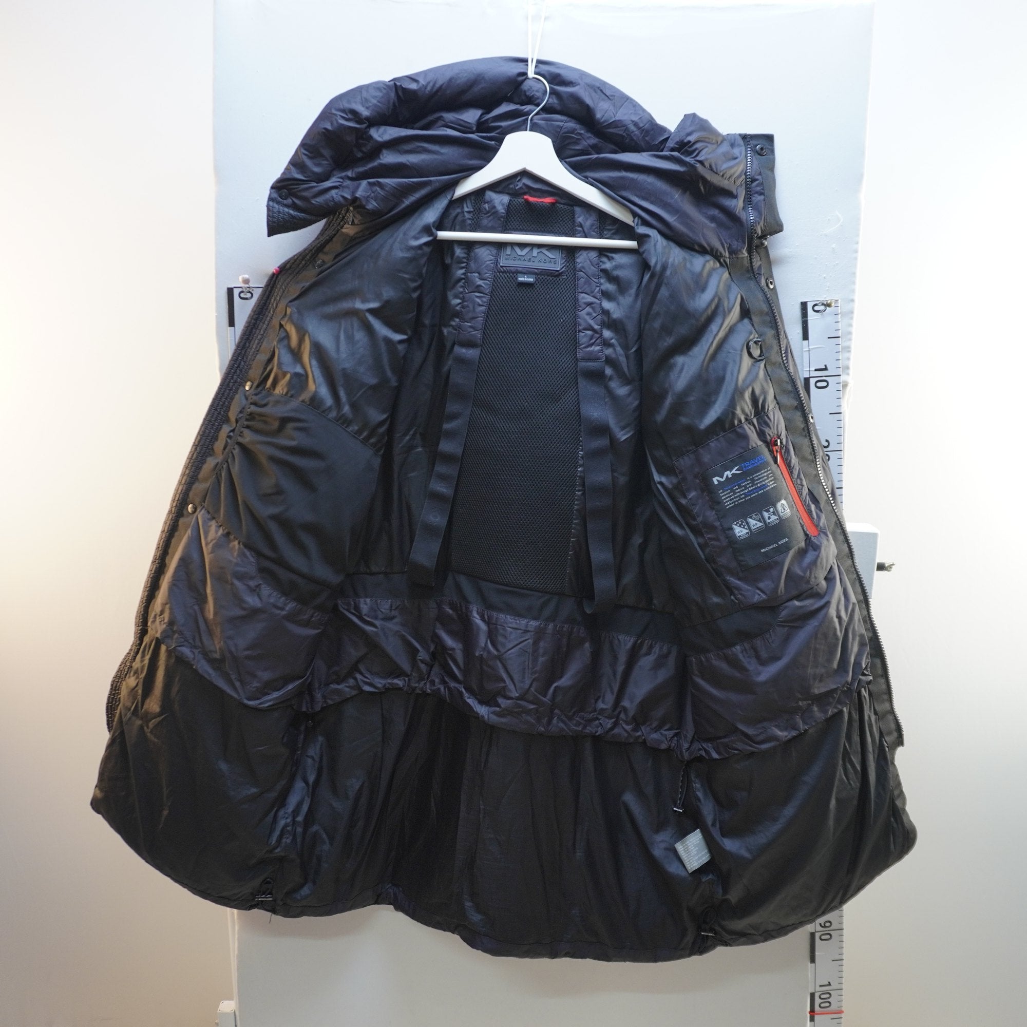 Parka Michael Kors para Mujer Usada - Negra, L
