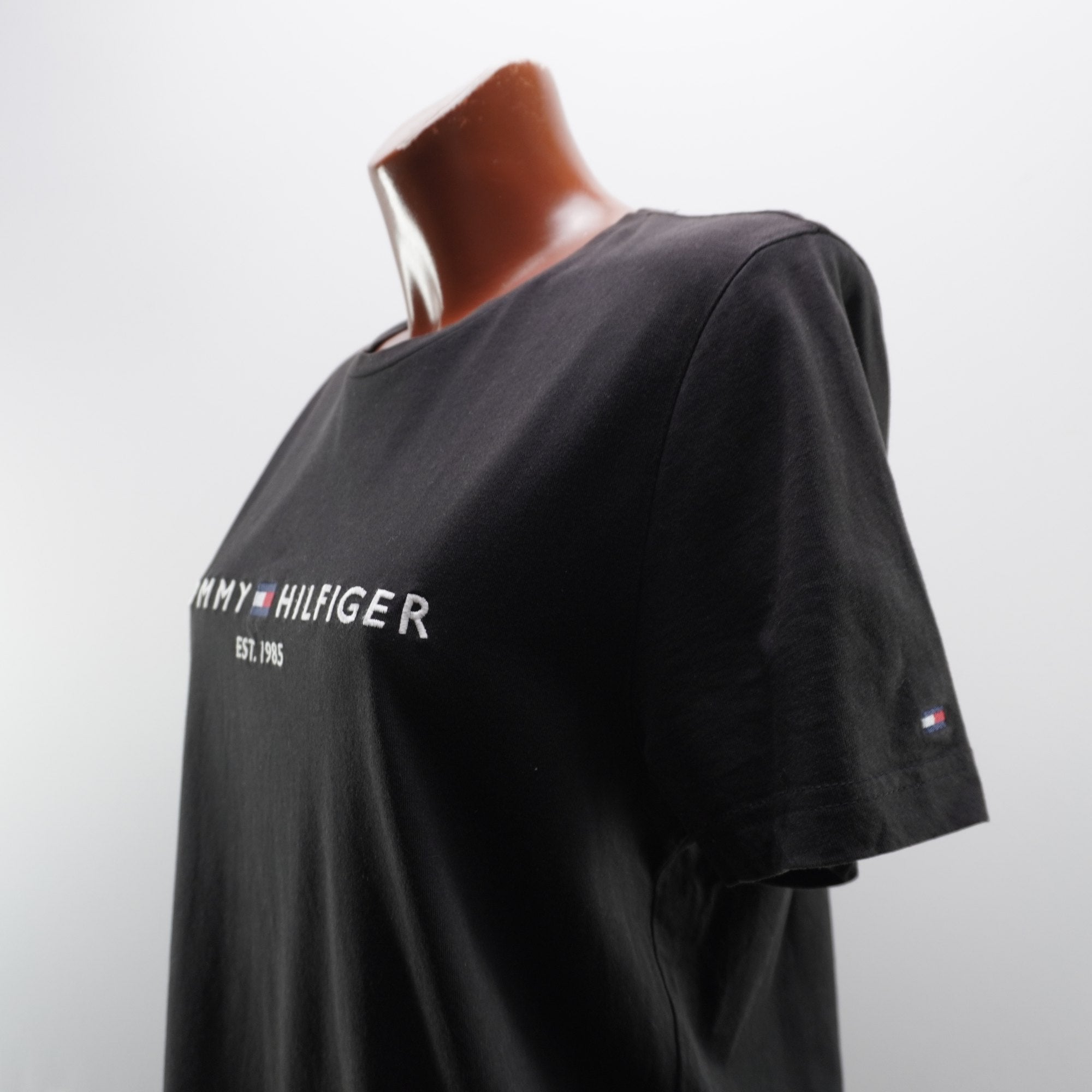 Camiseta de Manga Corta Tommy Hilfiger para Mujer Usada - Negro, L