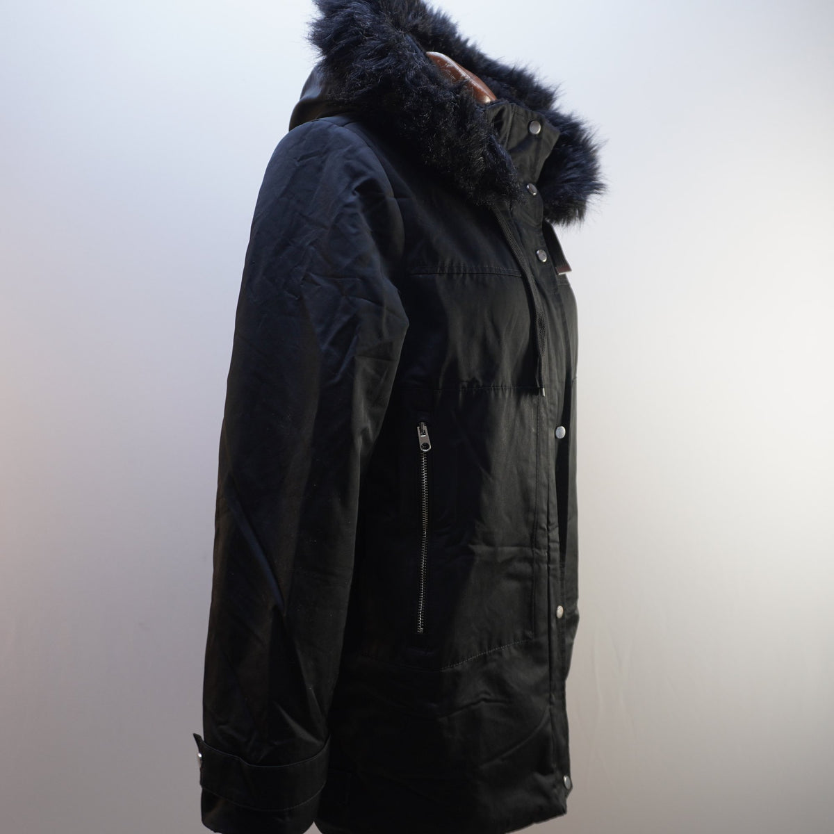 Parka Zara para Mujer Usada - Negra, Grande (L)