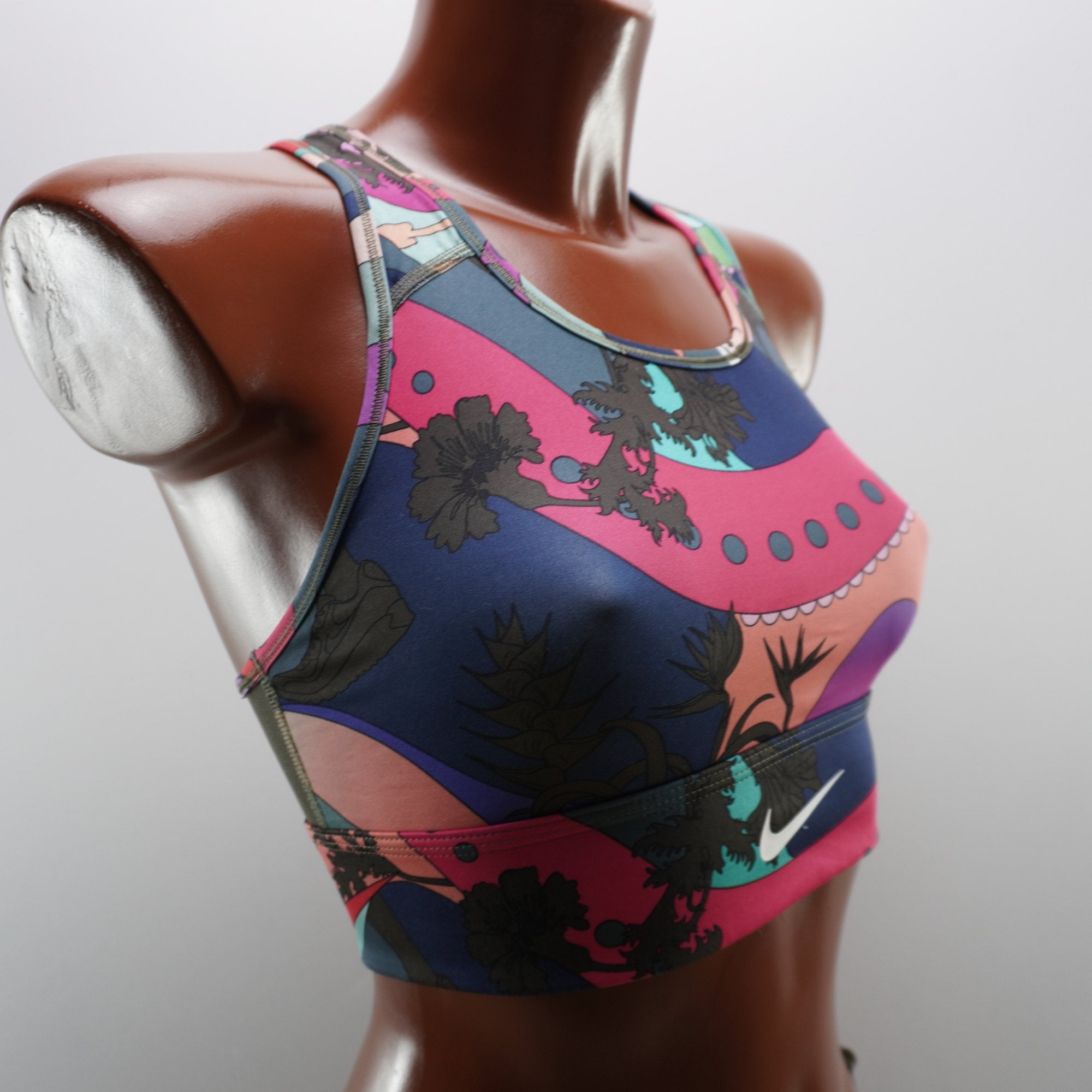 Vestido de Baño Nike para Mujer Usado - Pequeño (S), Muy Buen Estado