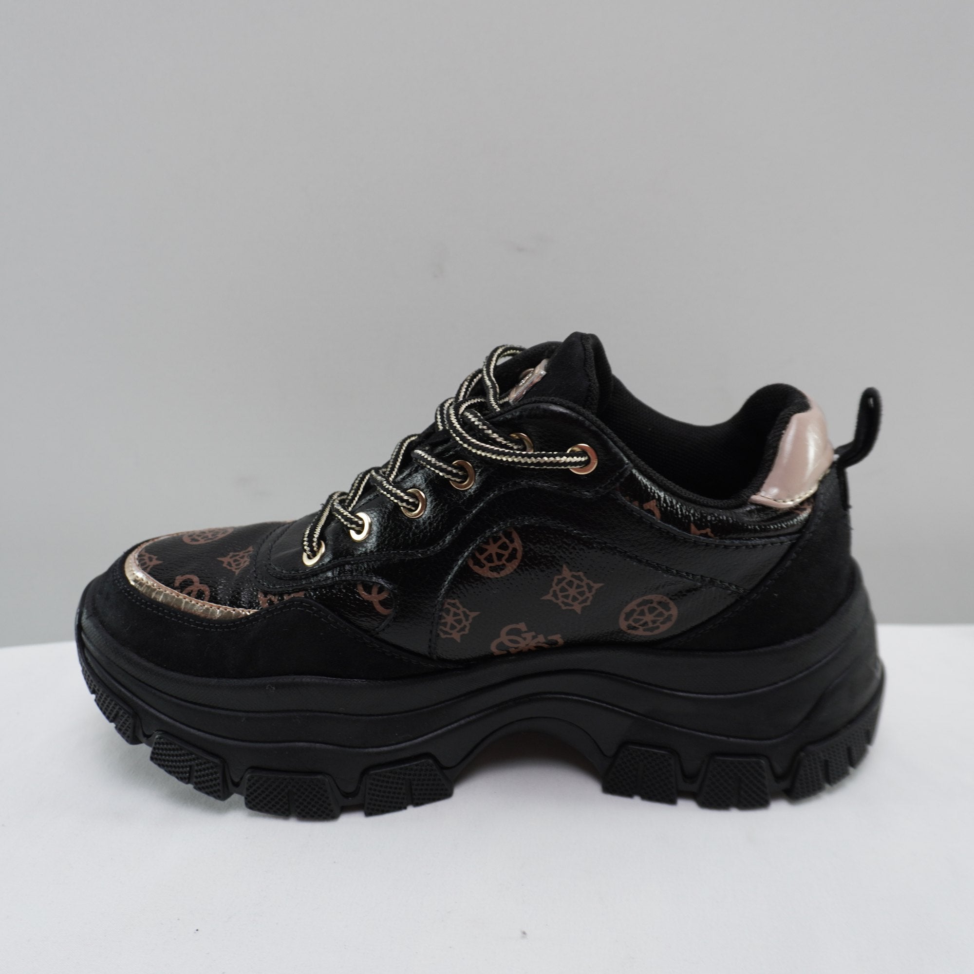 Zapatillas Guess para Mujer Usadas - Negro, 38