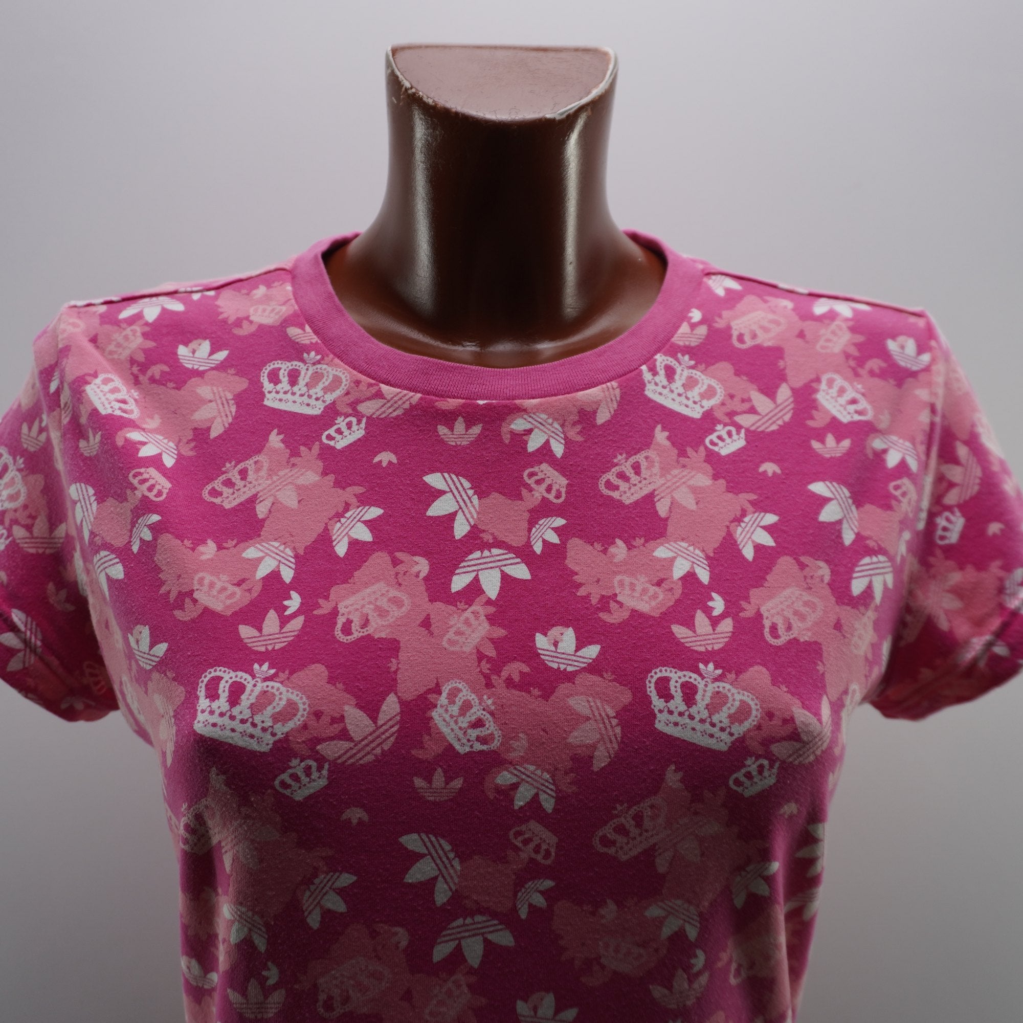 Camiseta de Manga Corta Adidas para Mujer - Rosa, XL (Usada, Muy Buen Estado)