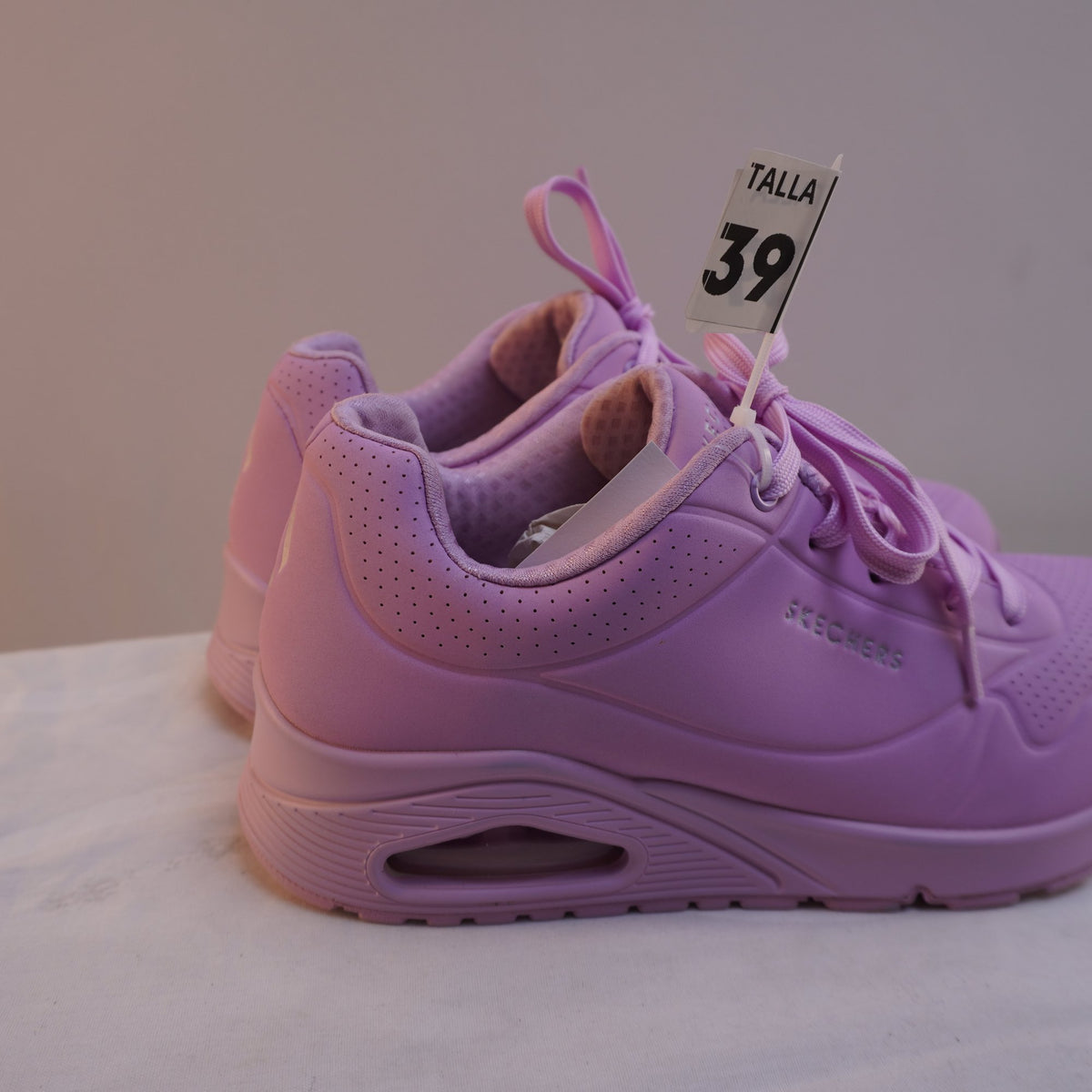 Zapatillas Skechers para Mujer Usadas - Púrpura, Talla 39
