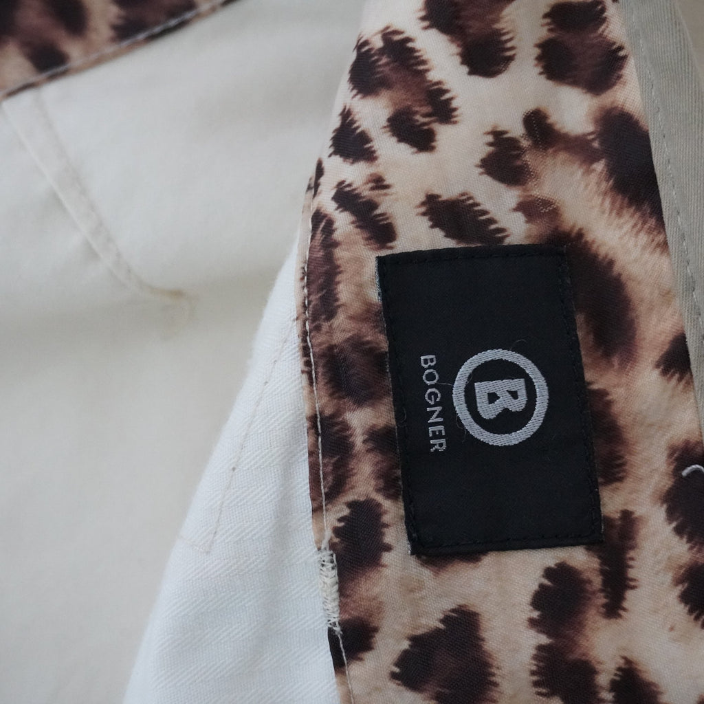 Pantalones Cortos Bogner para Mujer Usados - Beige, L