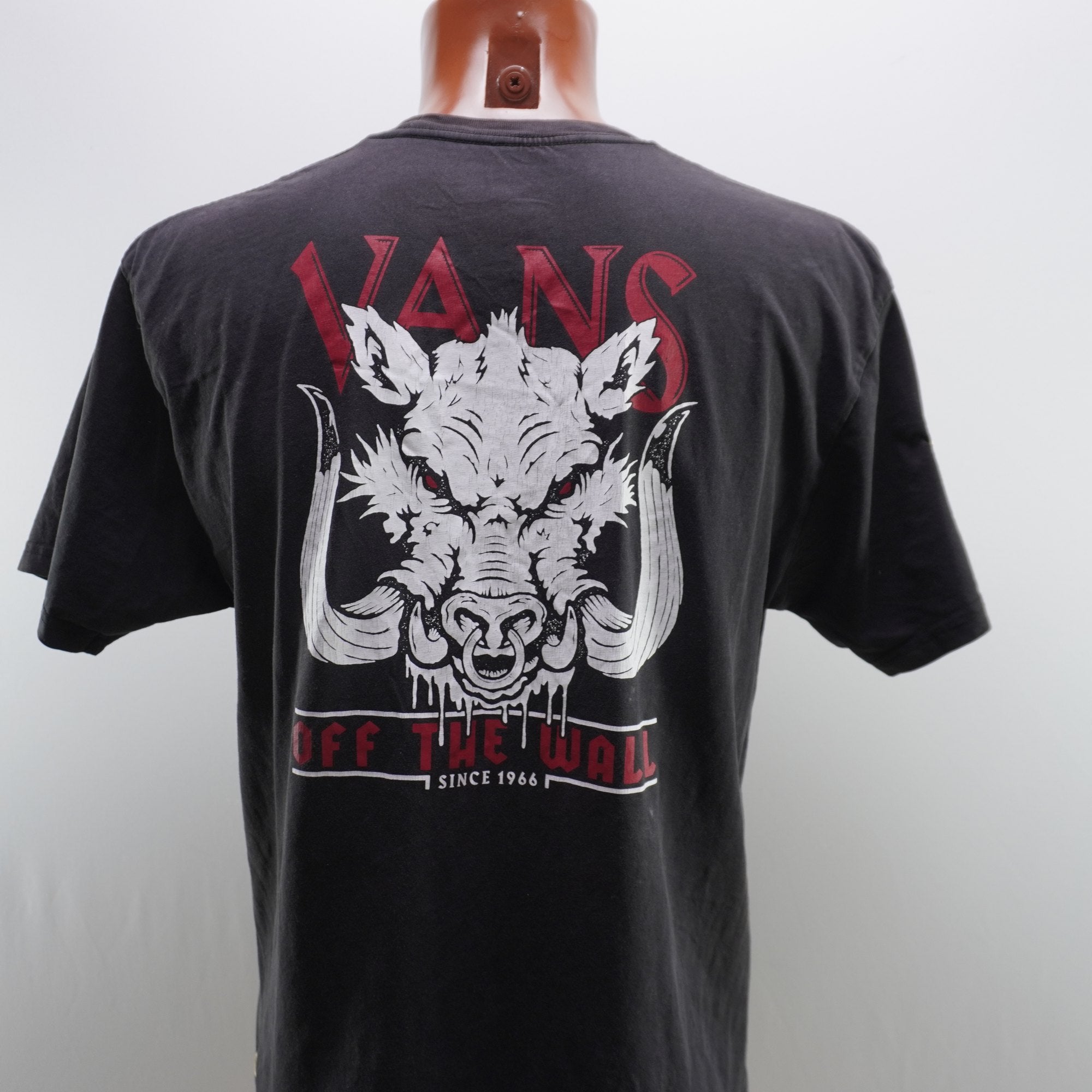 Camiseta de Manga Corta Vans para Hombre Usada - Negra, L