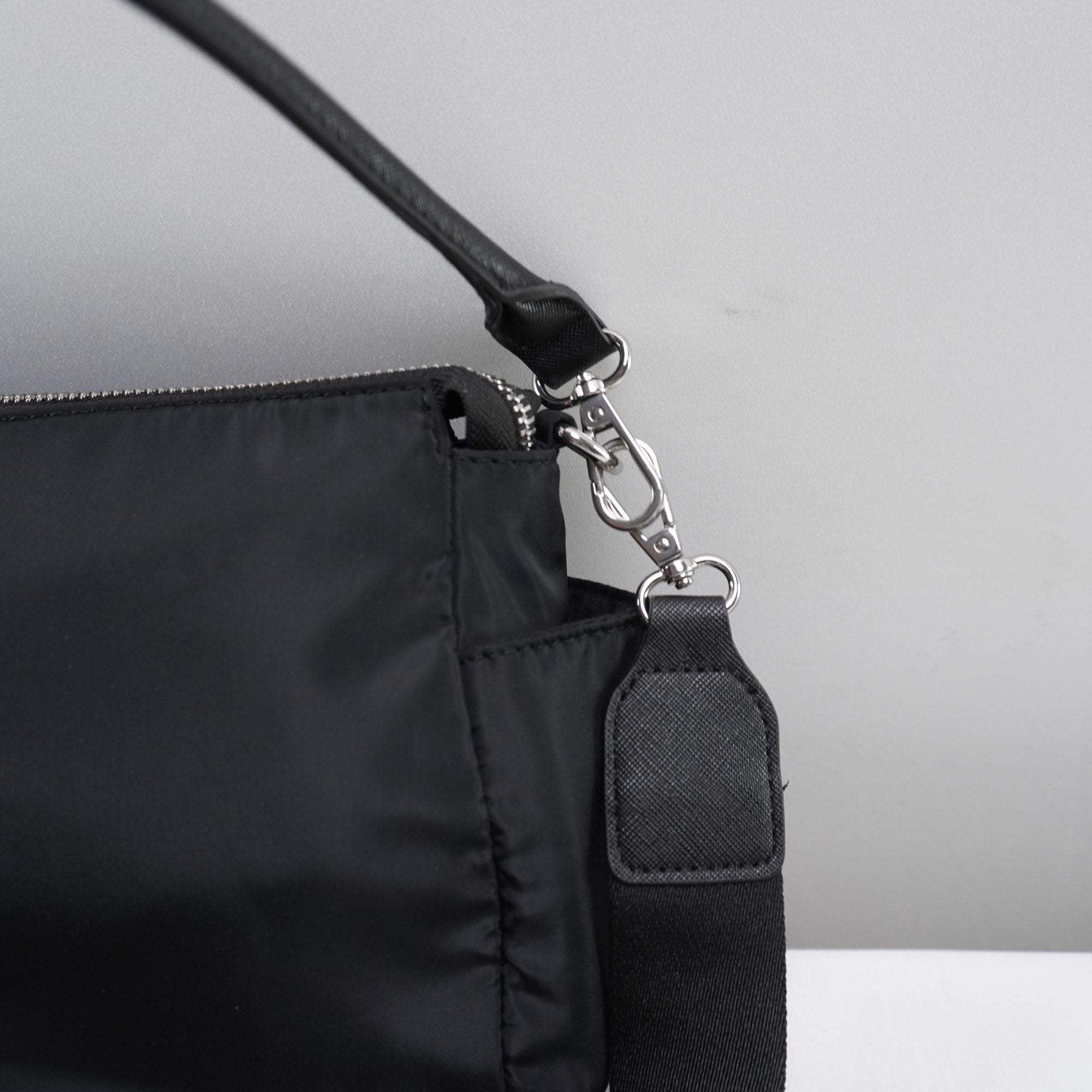 Bolso Baguette Parfois para Mujer Usado - Negro