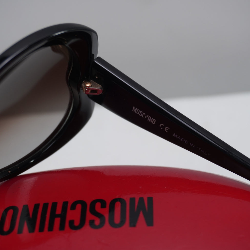 Gafas de Sol Moschino para Mujer Usadas - Negros, Muy Buen Estado
