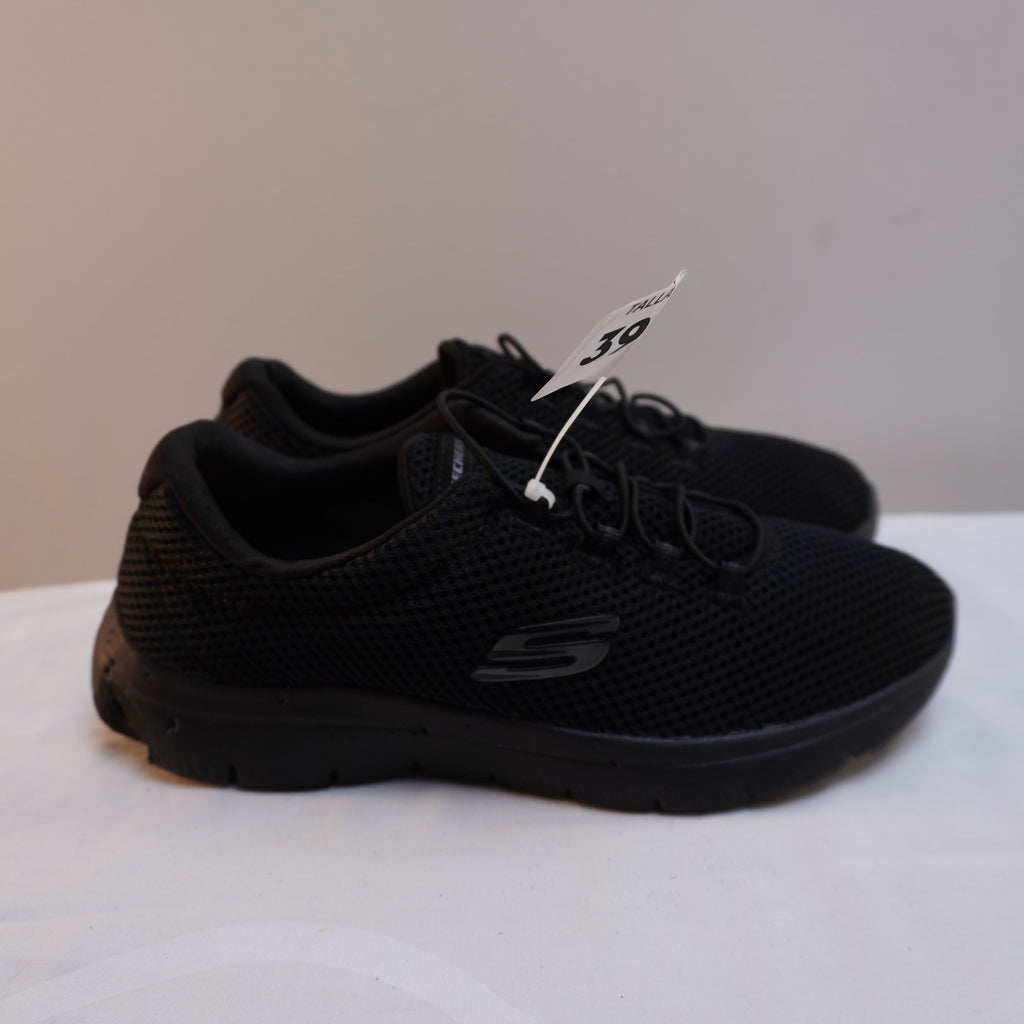 Zapatillas Skechers para Mujer Usadas - Negro, Talla 39