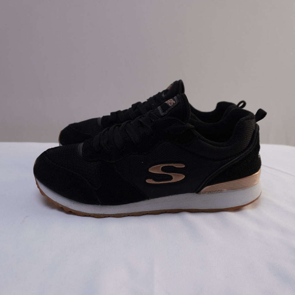 Zapatillas Skechers para Mujer Usadas - Negro, 39