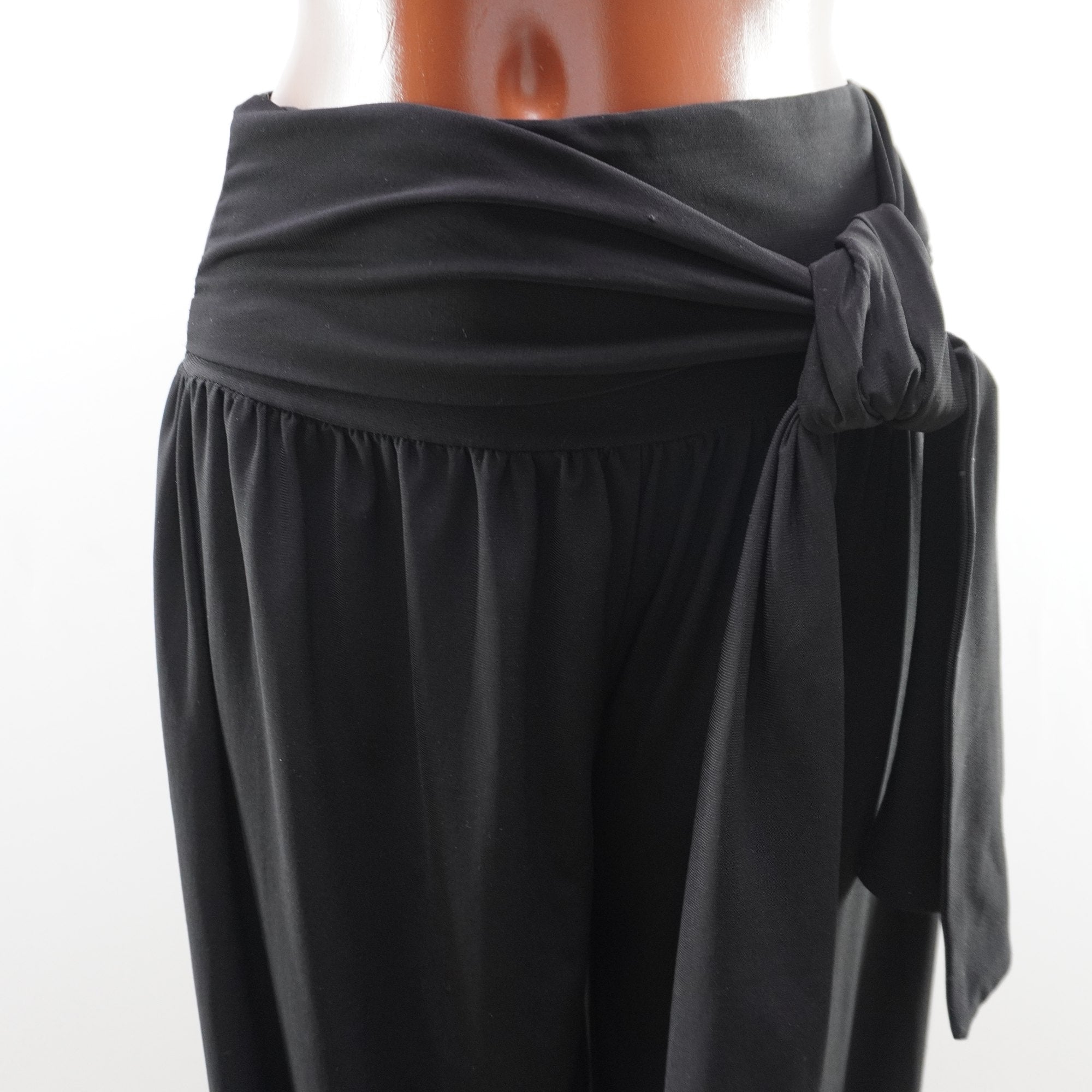 Pantalones Hair Lain para Mujer Usados - Negros, L
