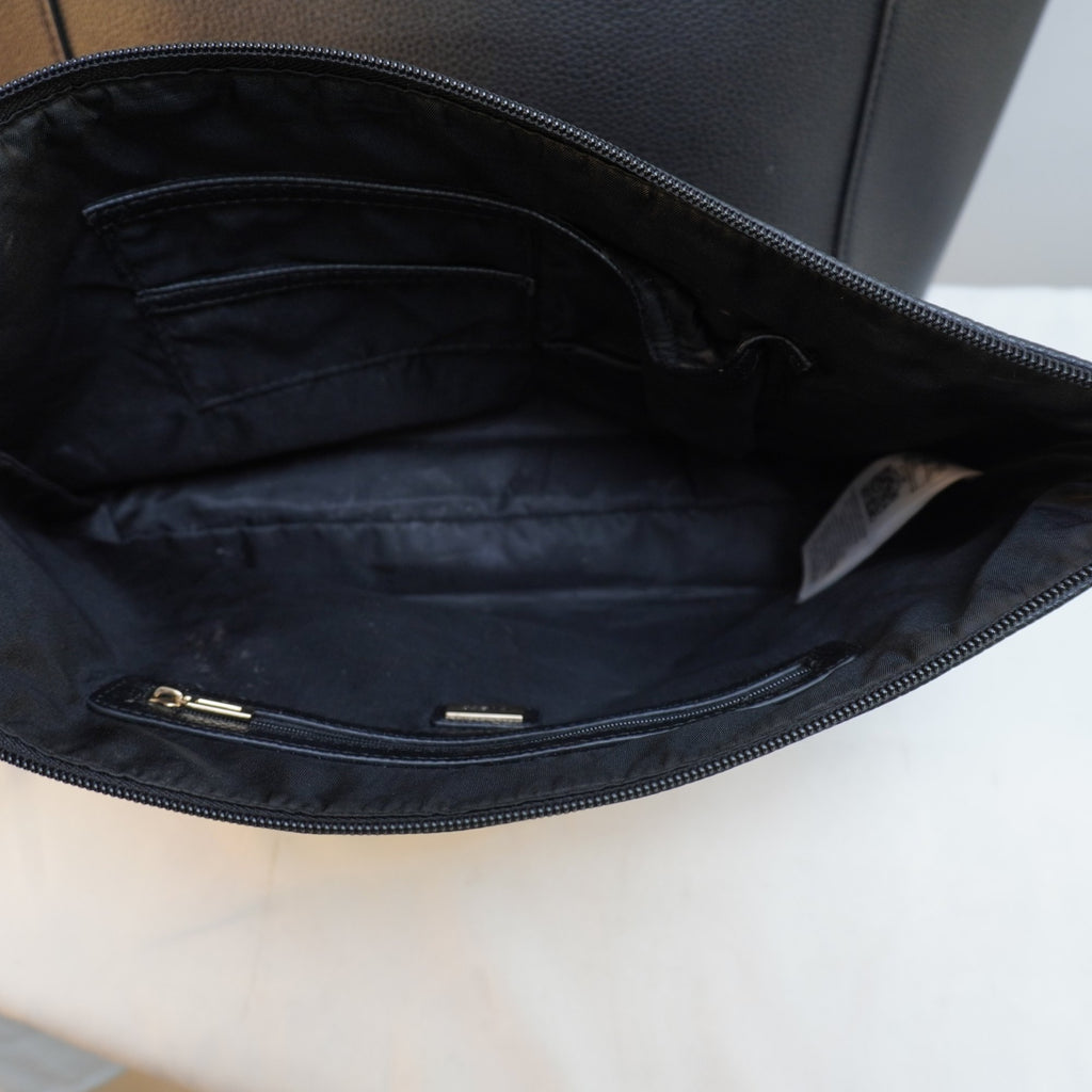 Bolso Baguette Guess para Mujer Usado - Negro
