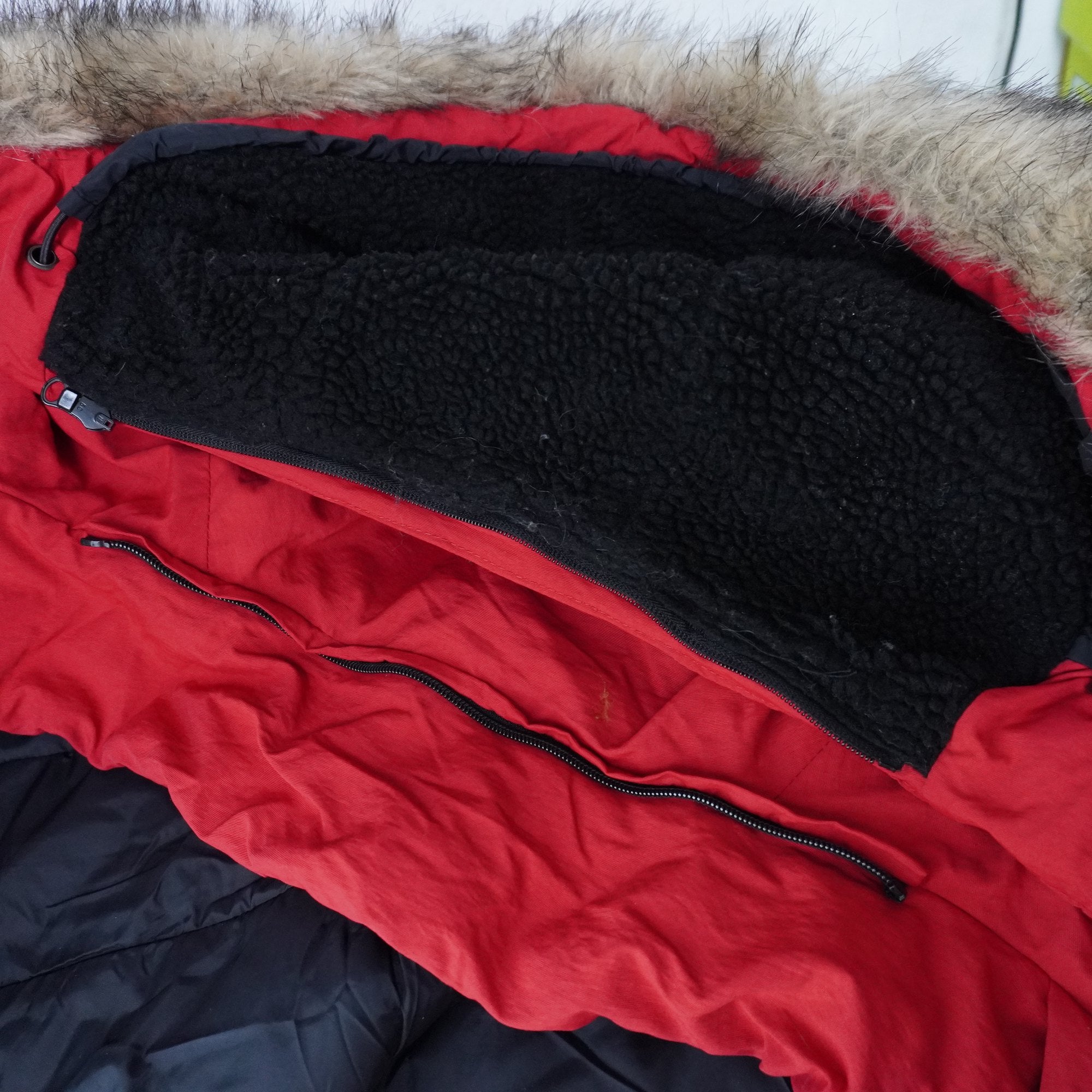Parka Superdry para Mujer Usada - Roja, M