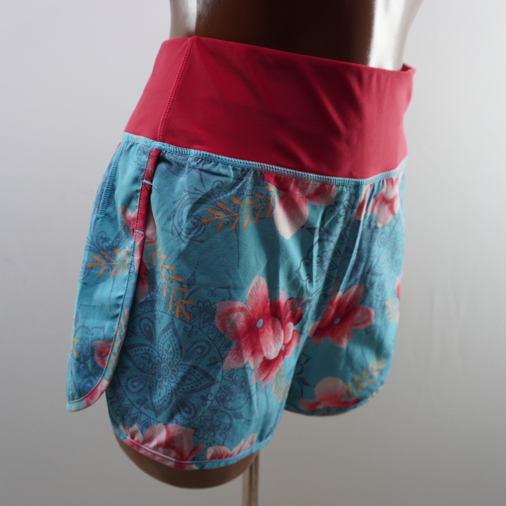 Bermudas Desigual para Mujer Usadas - Multicolor, L
