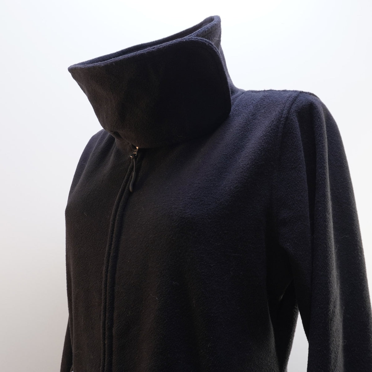 Sudadera con Capucha Crane para Mujer en Negro - L, Usada en Muy Buen Estado