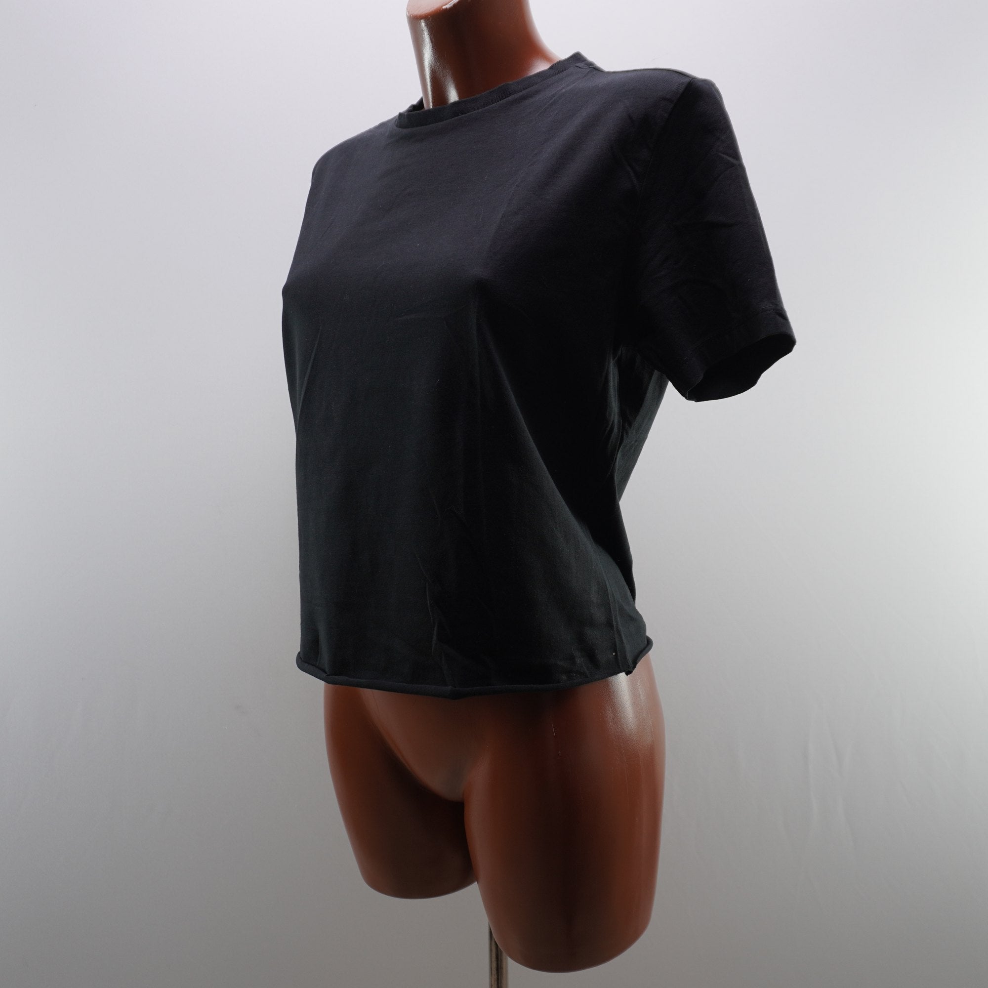 Camiseta de Manga Corta Jack Parcer para Mujer - Negra, M, Usada en Muy Buen Estado