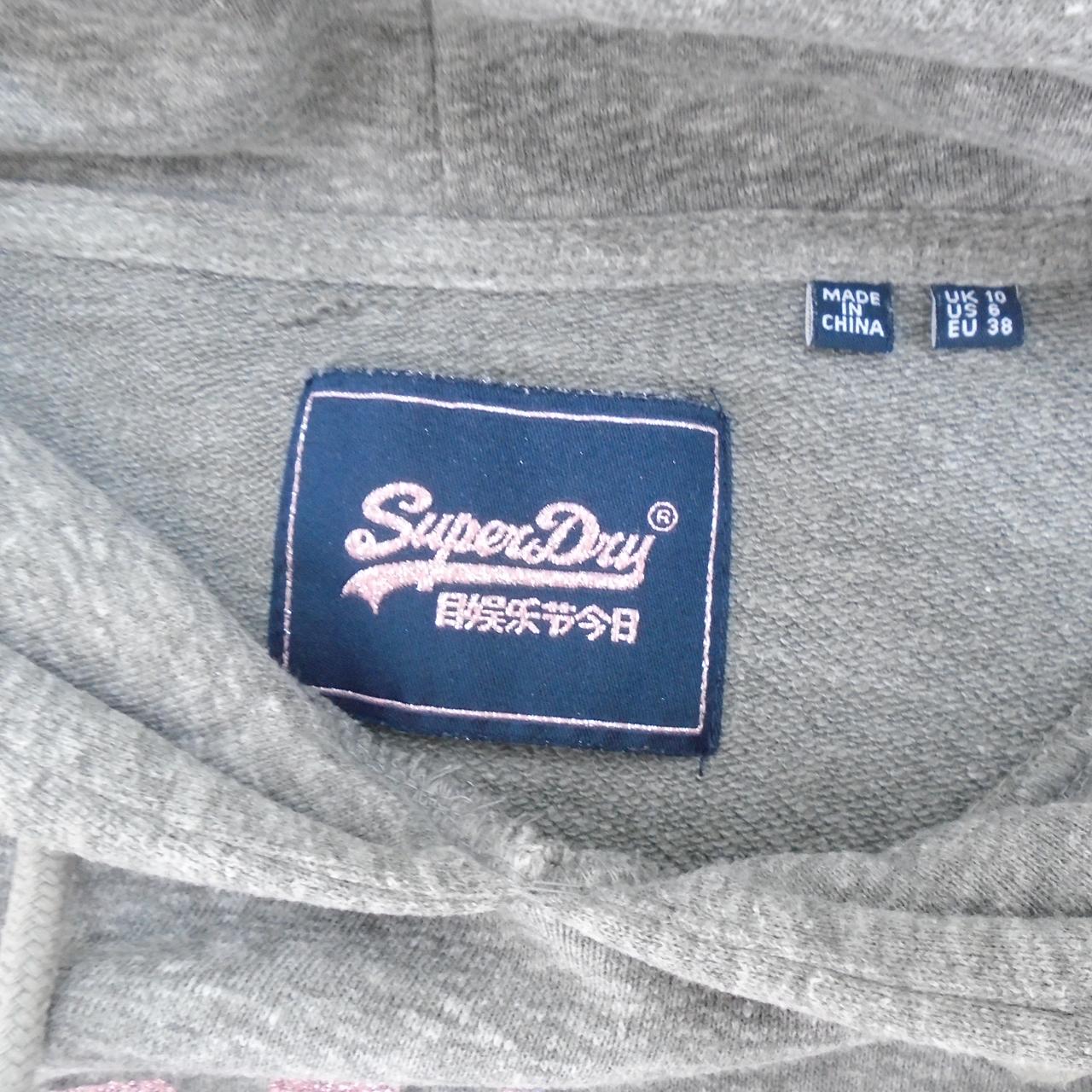 Sudadera con capucha para mujer Superdry. Gris. M.Usado. Bien