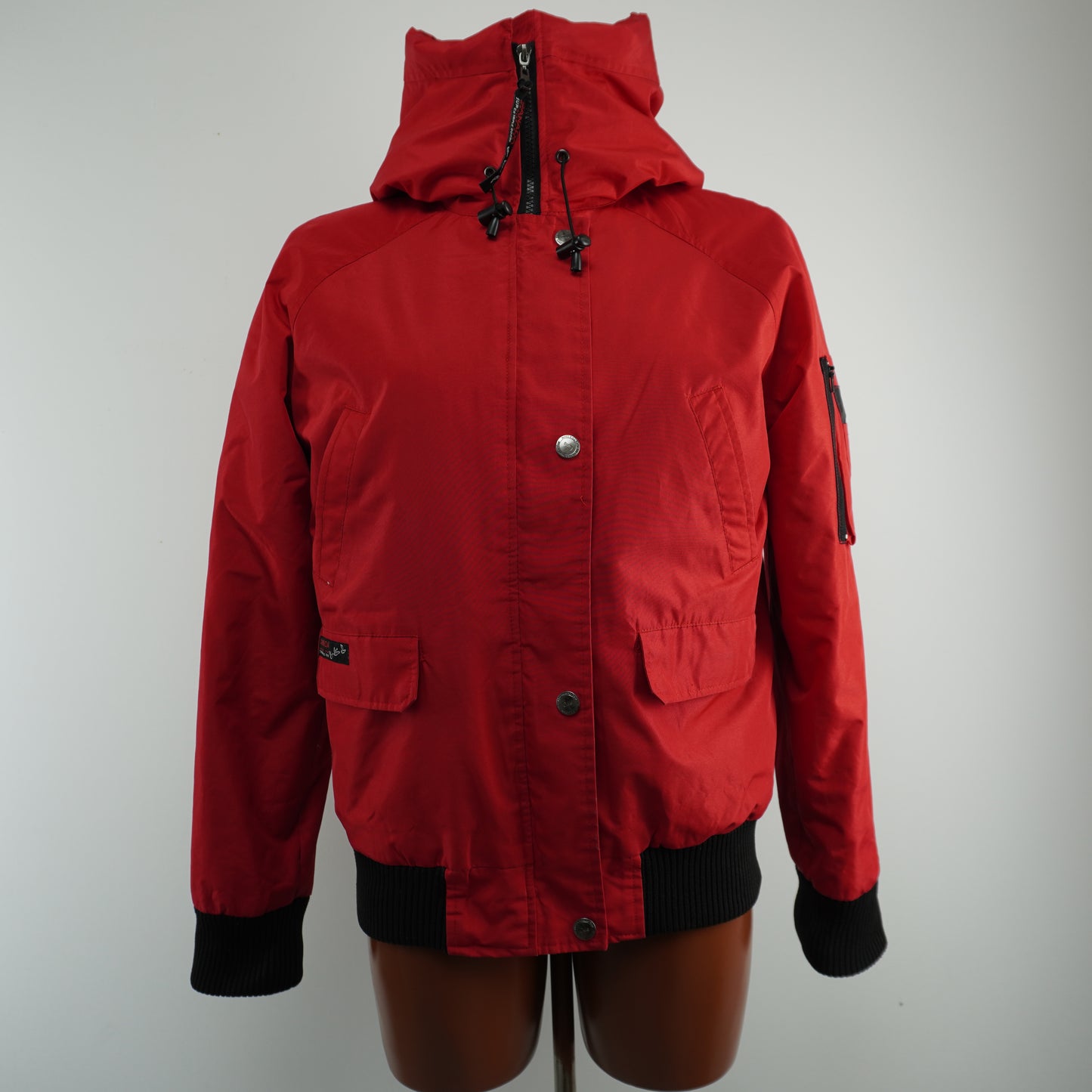 Damenjacke Kanada. Rot. M. Gebraucht. Gut