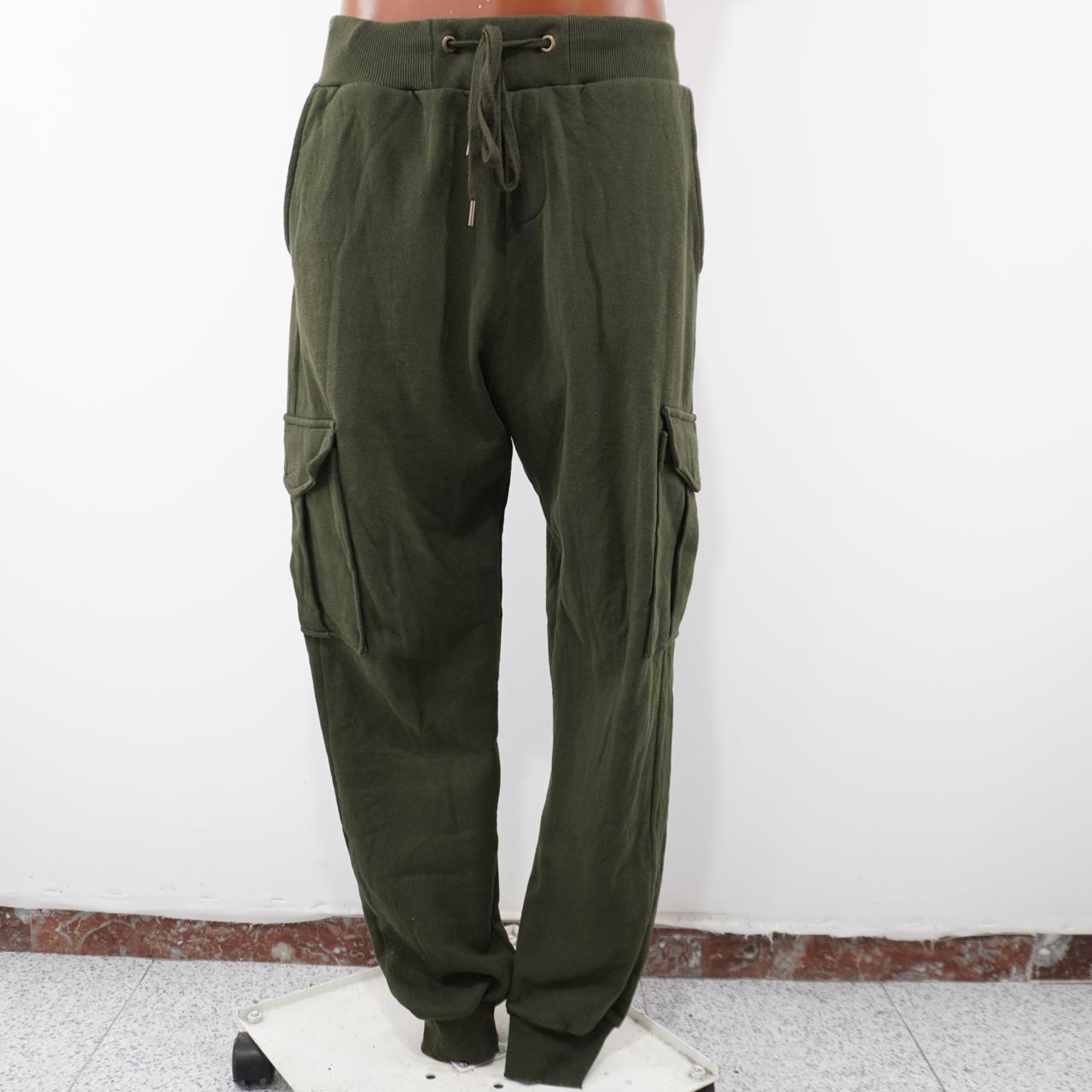 Pantalones de hombre Amaci &amp; Sans. Color caqui. Talla M. Usado. Buen estado