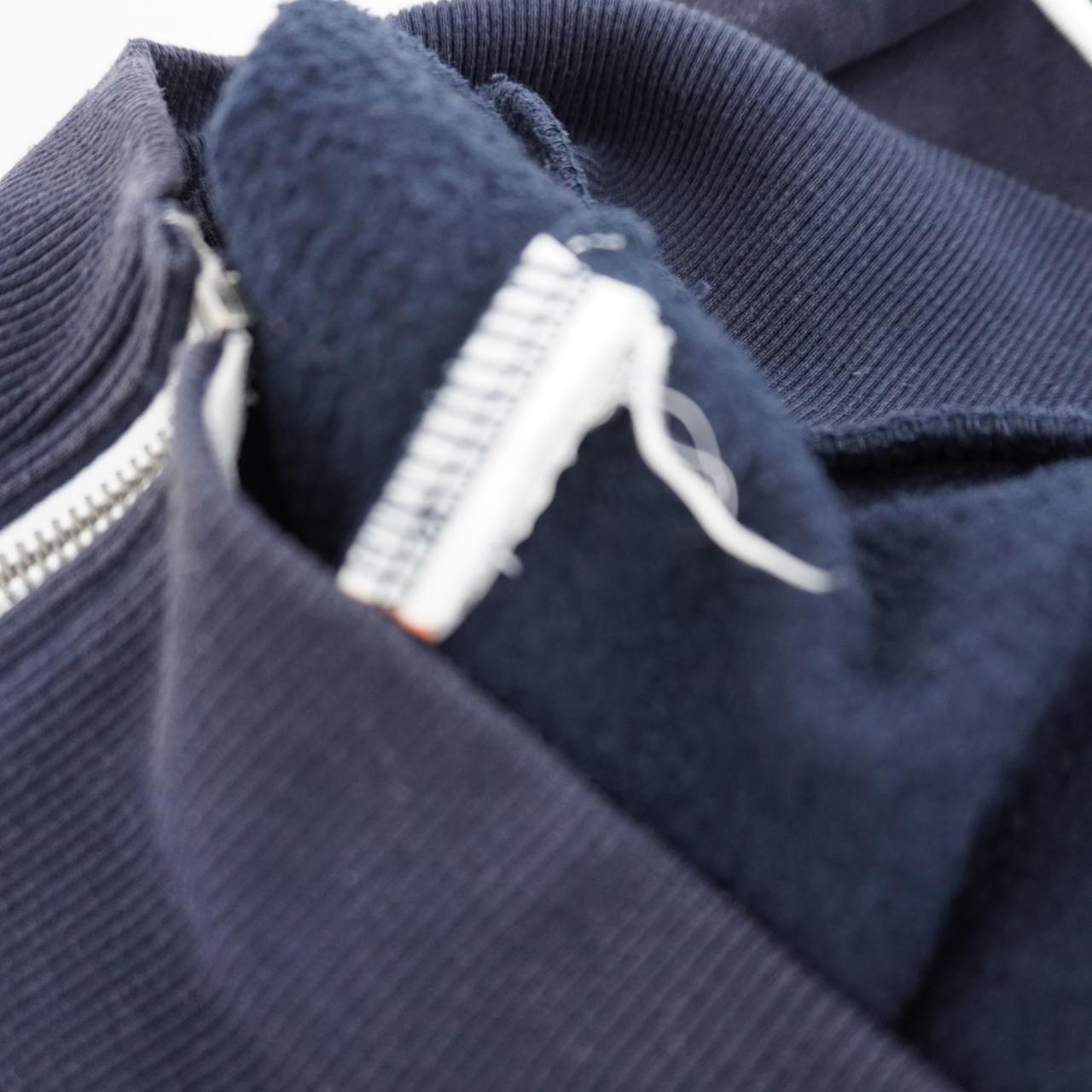 Sudadera con capucha para mujer Superdry. Azul oscuro. Talla XS. Usada. En buen estado.