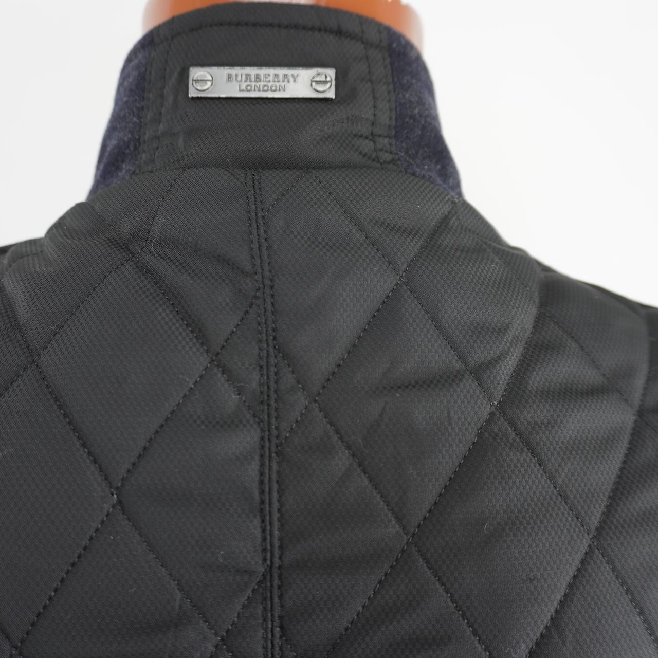 Chaqueta de hombre Burberry. Negra. XXXL. Usada. En buen estado