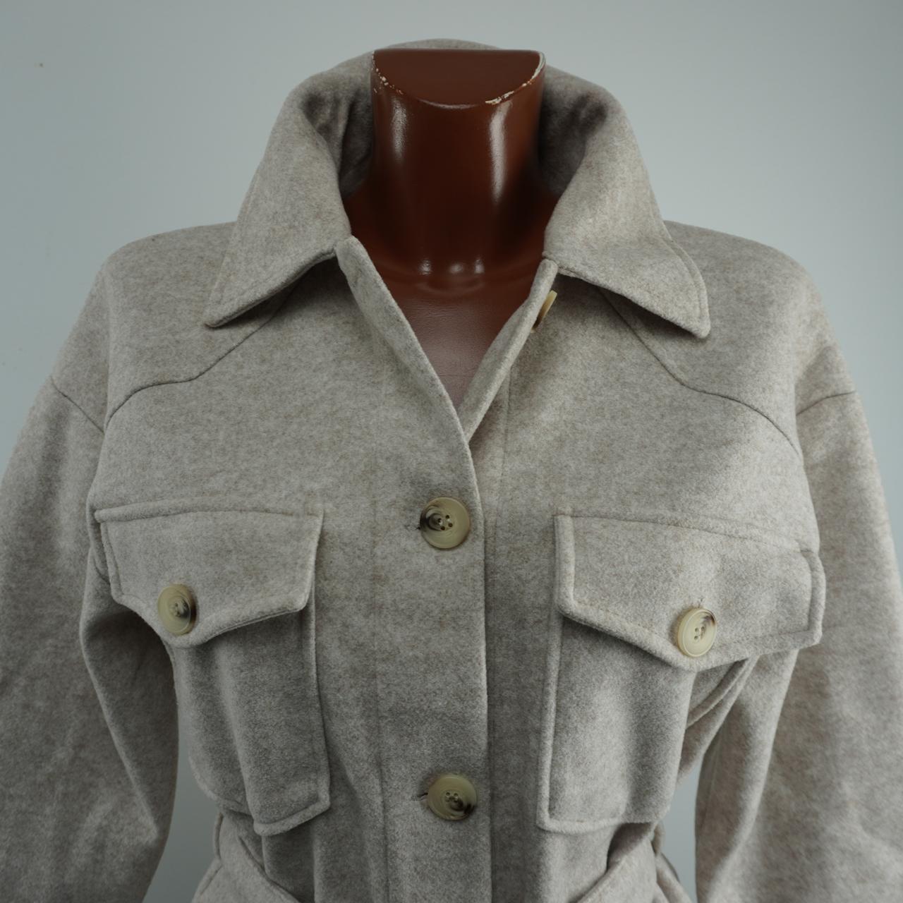 Chaqueta de mujer Koton. Beige. L. Nueva sin etiquetas