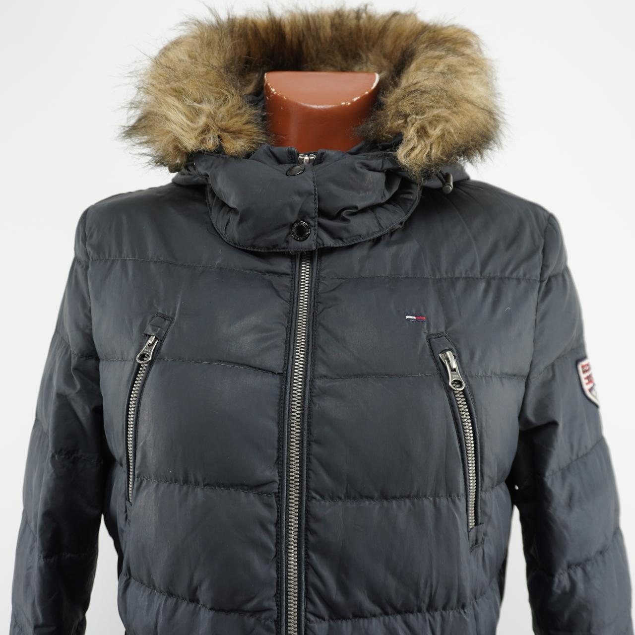 Chaqueta acolchada para mujer Tommy Hilfiger. Negra. Talla L. Usada. En buen estado.