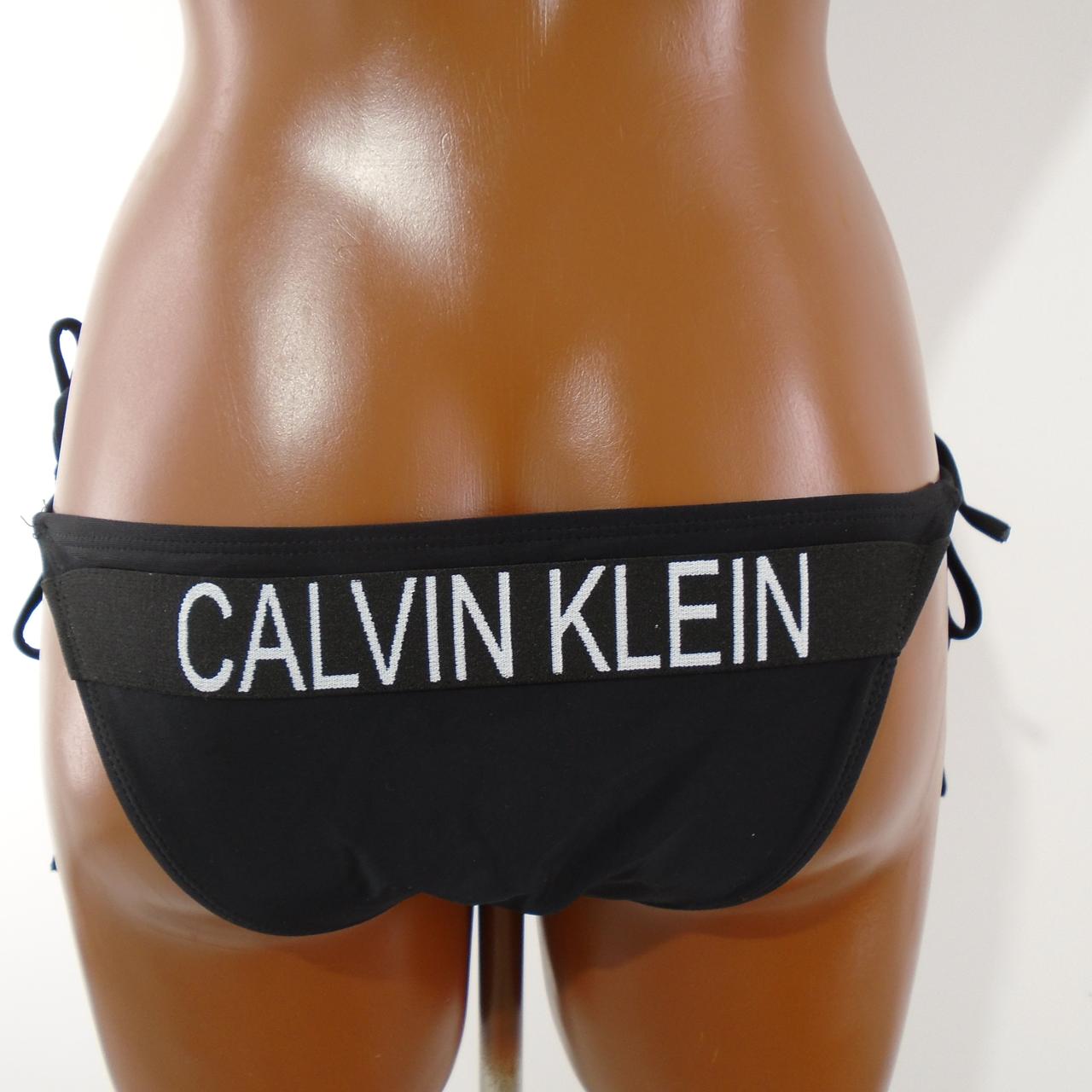 Bañador de mujer Calvin Klein. Negro. S. Usado. Bien