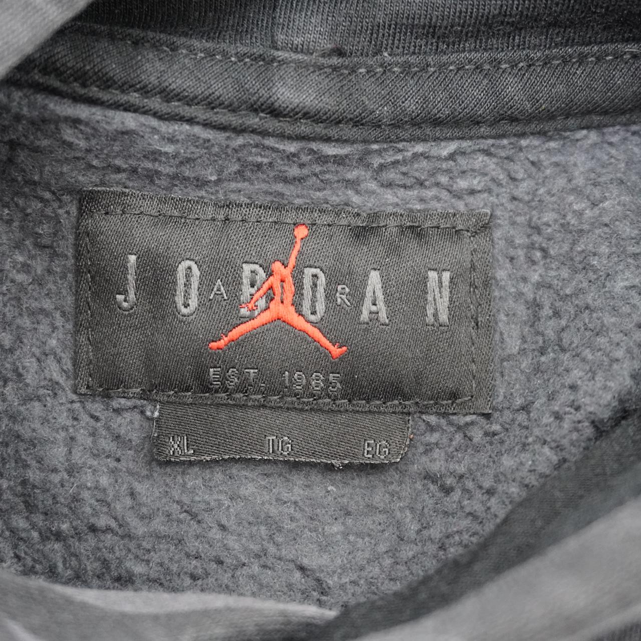 Sudadera con capucha para mujer Jordan. Negra. XL. Usada. En buen estado