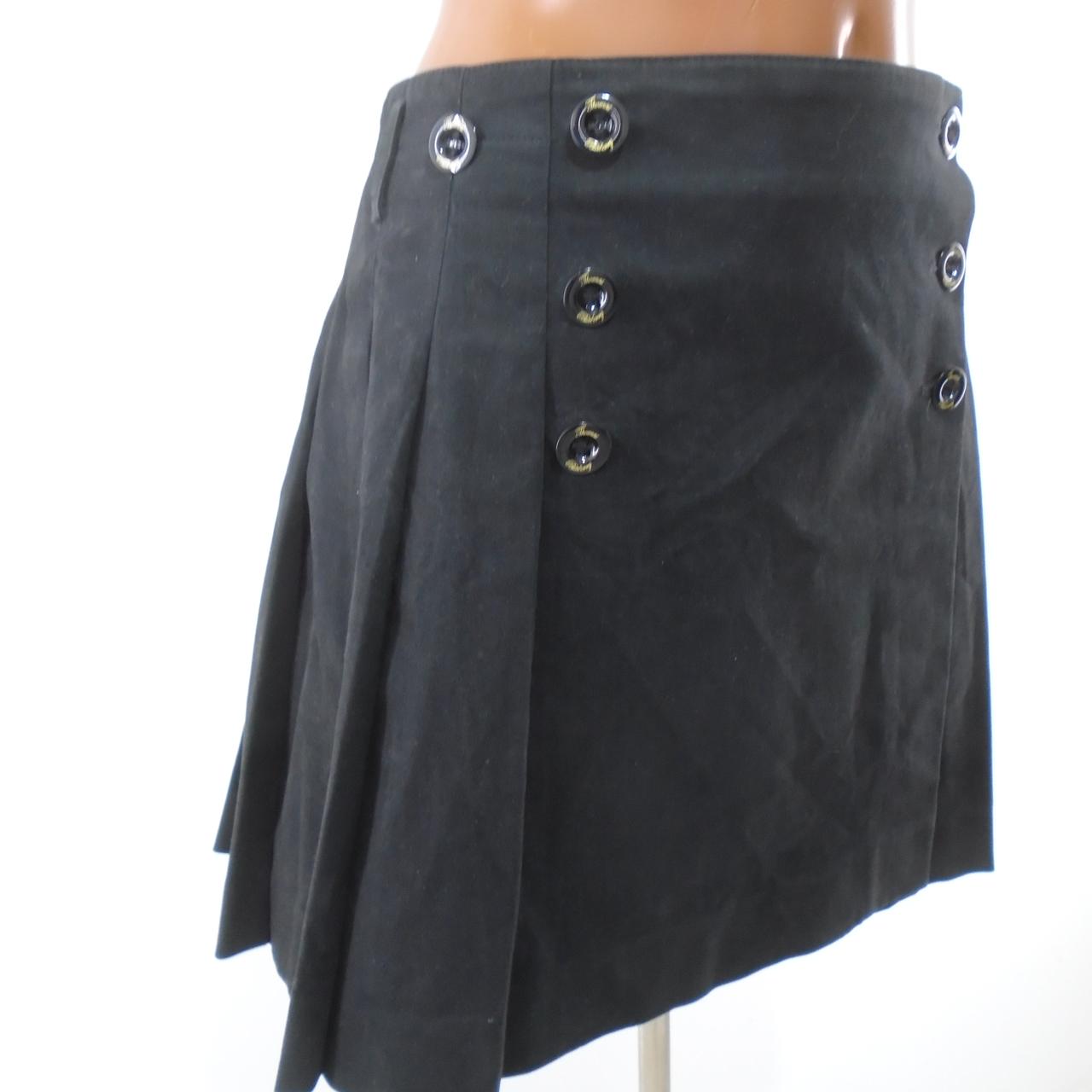 Women's Skirt Burberry. Black. L. Used. Good