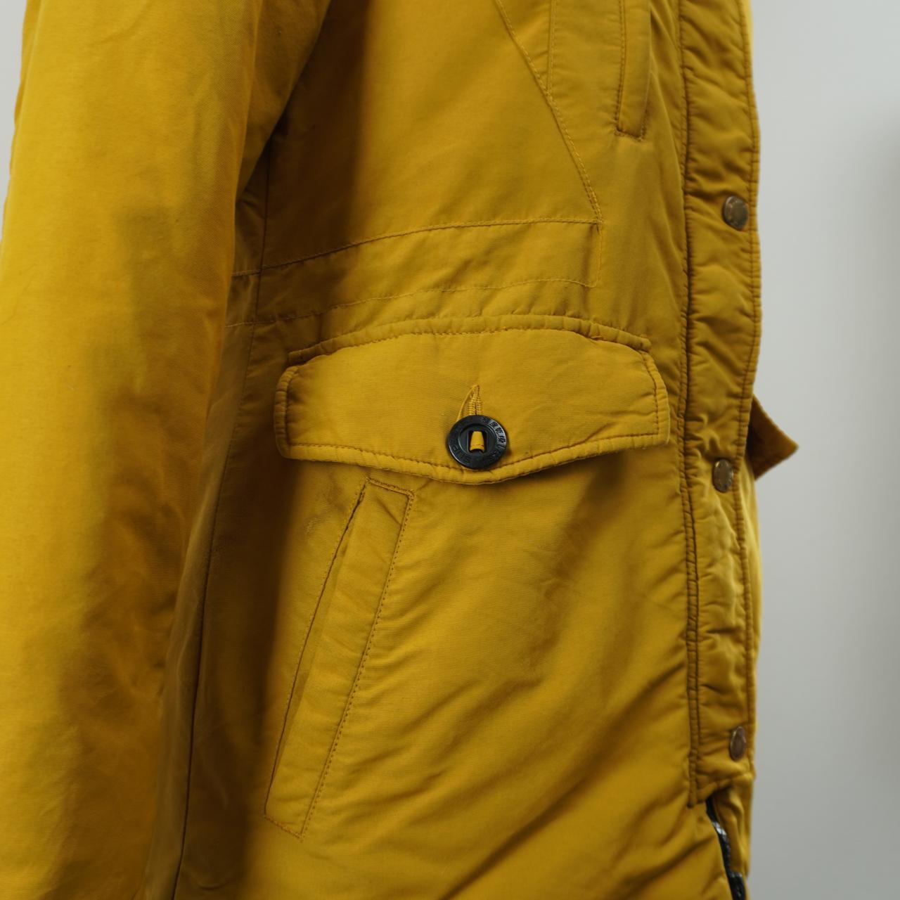 Parka de mujer Superdry. Naranja. Talla L. Usada. Satisfactoria