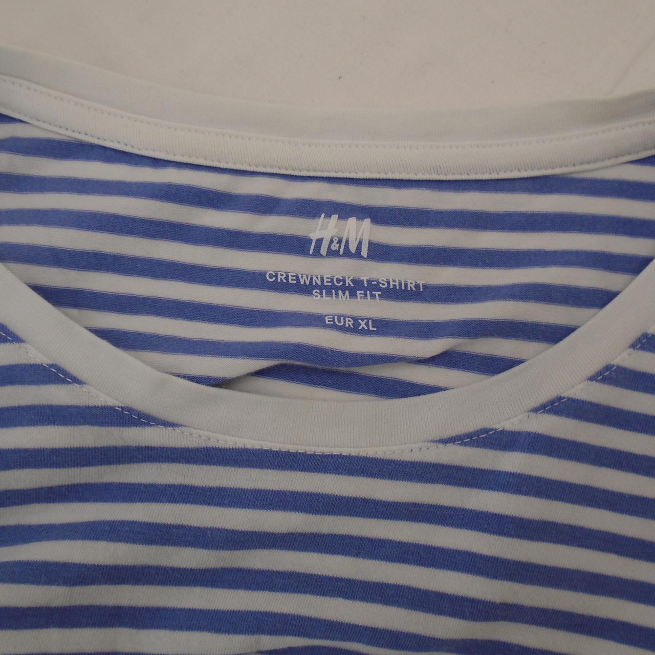 Camiseta Hombre H&amp;M. Multicolor. SG. Usado. Muy bien