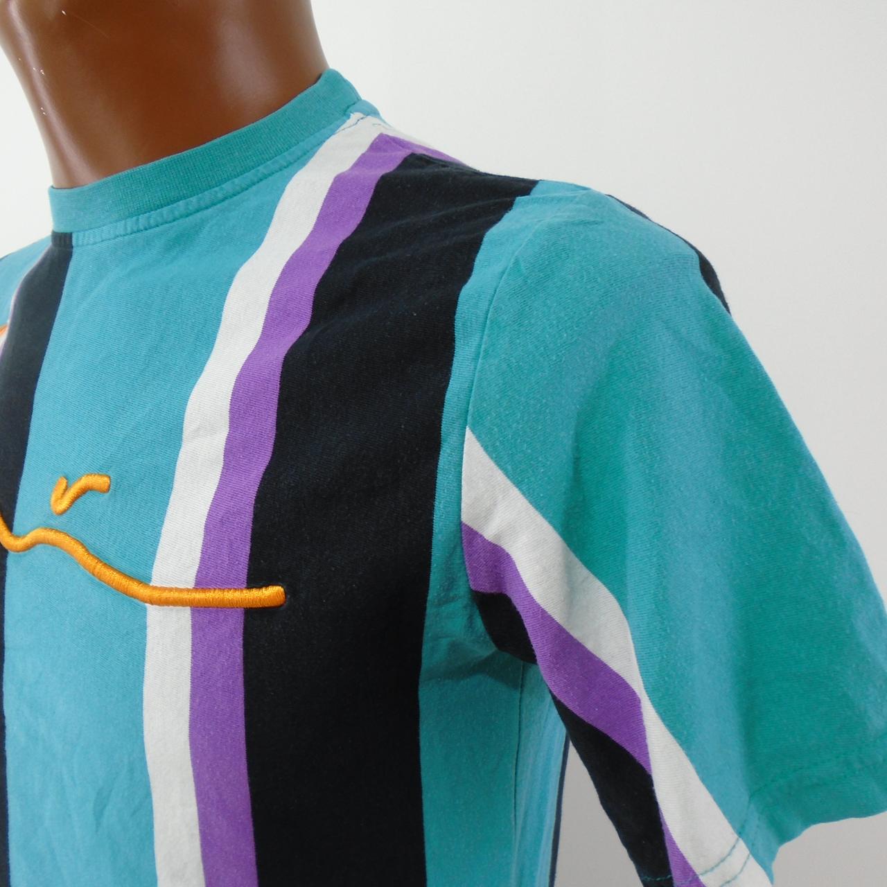 Camiseta Hombre Karl Kani. Multicolor. XS. Usado. Bien