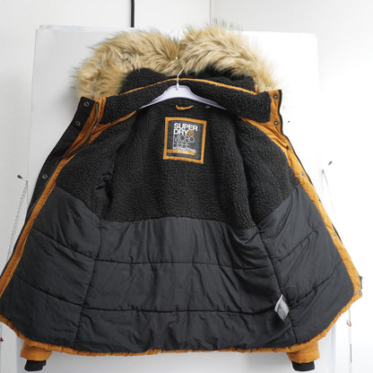 Parka Superdry para mujer. Naranja. Talla L. Usada. En buen estado.