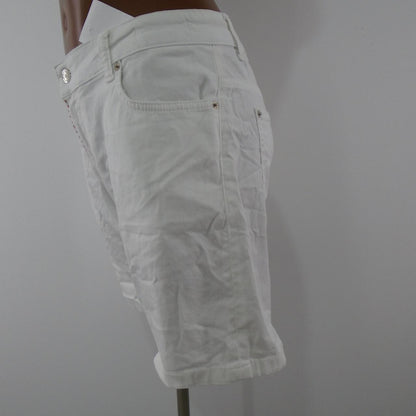 Women's Shorts Dsquared2. White. M. Used. Good
