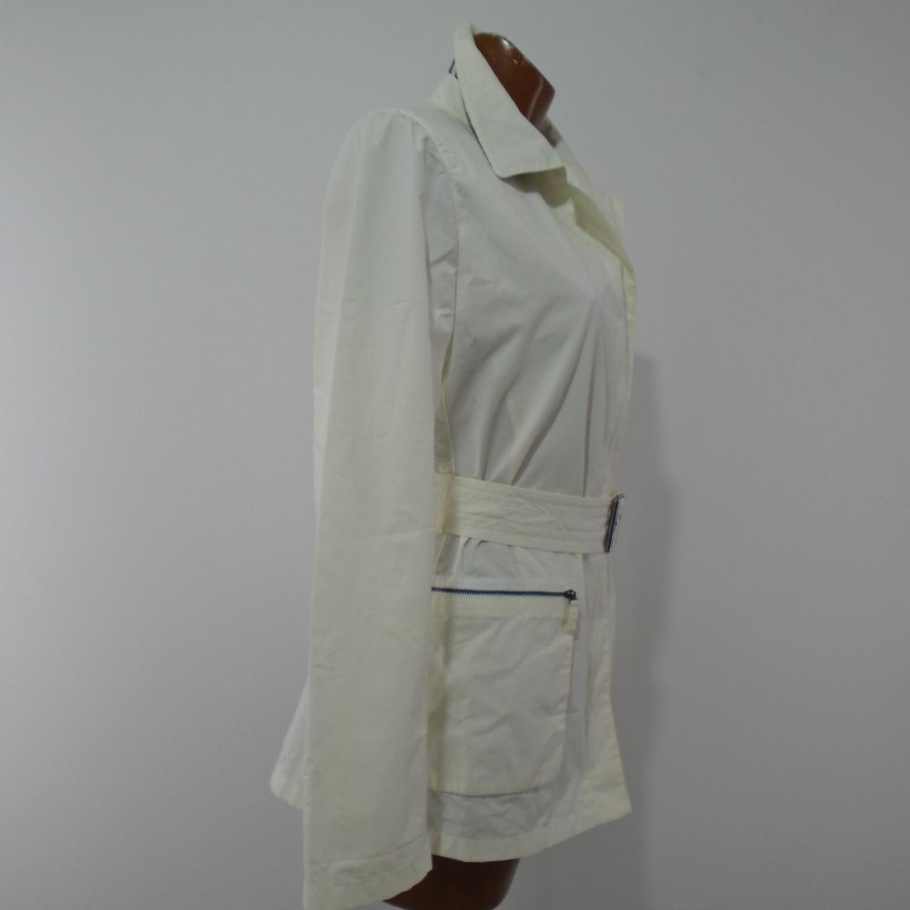 Women's Jacket Burberry. White. XXL. Used. Good