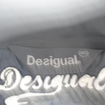 Abrigo de Mujer Desigual. Negro. L. Usado. Bien