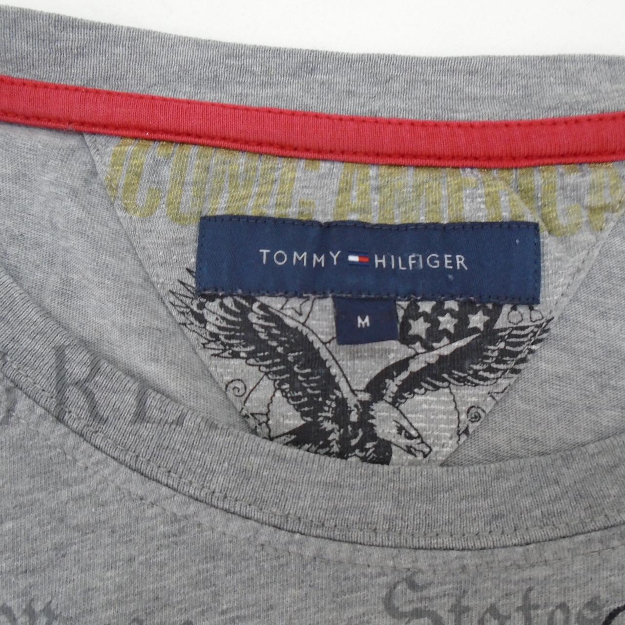 Camiseta Mujer Tommy Hilfiger. Gris. M. Usado. Bien