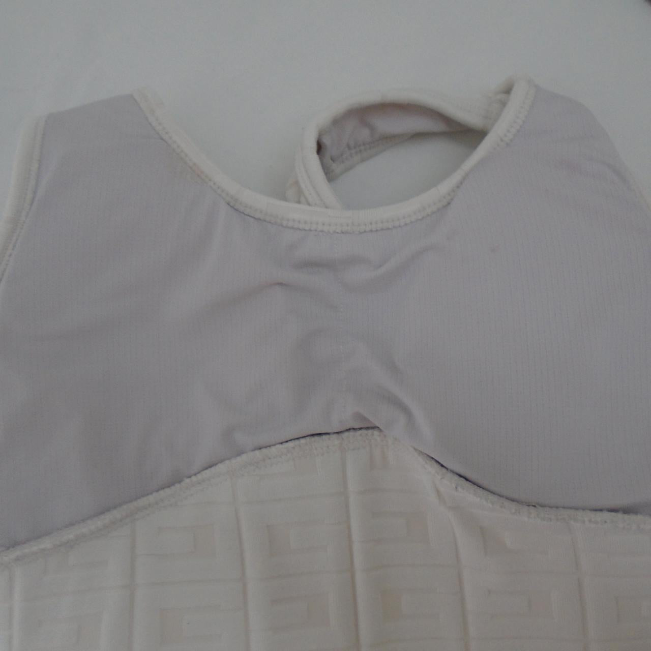 Camiseta sin mangas para mujer GUESS. Beige. XS. Usada. En buen estado