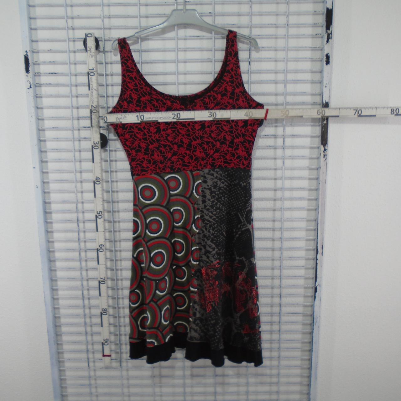 Vestido de Mujer Desigual. Multicolor. S. Usado. Bien