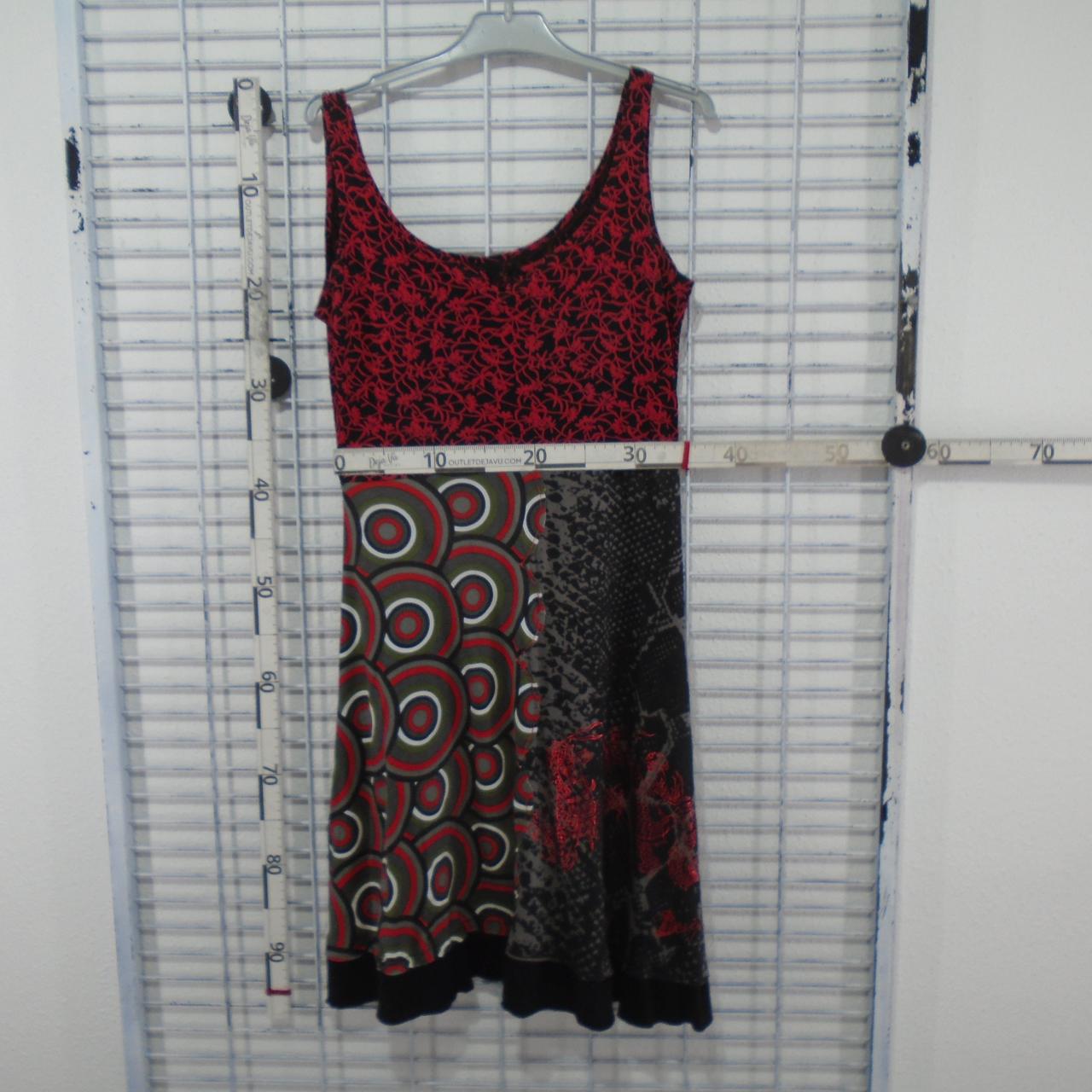 Vestido de Mujer Desigual. Multicolor. S. Usado. Bien