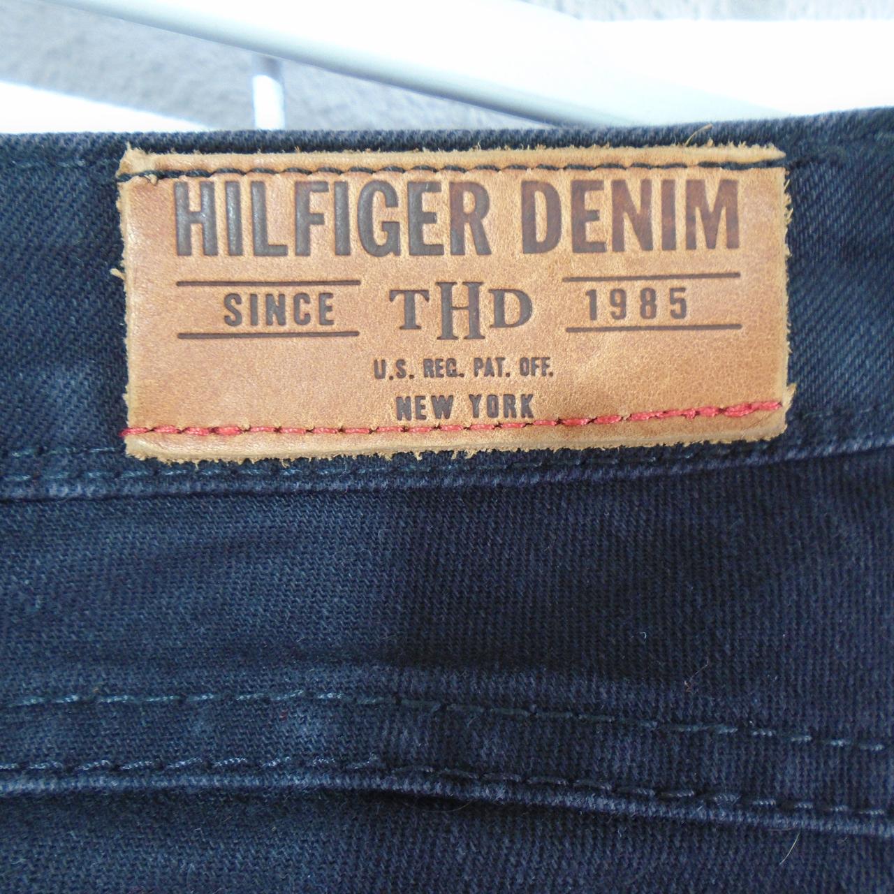 Jeans Tommy Hilfiger para mujer. Negro. Talla S. Usado. Buen estado