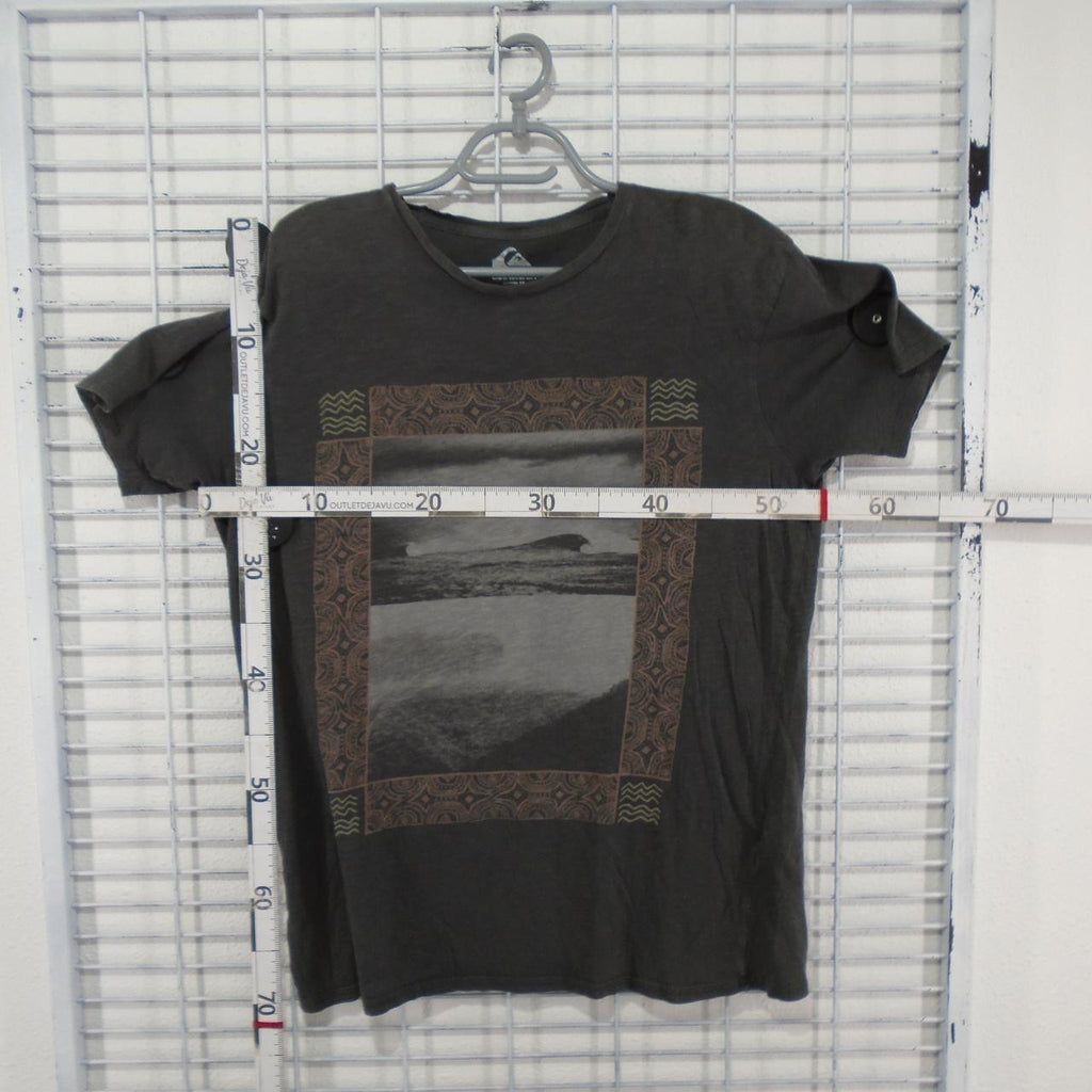 Men's T-Shirt Quiksilver. Grey. M. Used. Good