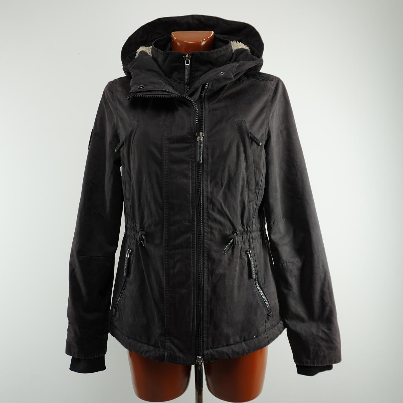 Parka de mujer Superdry. Gris. M. Usada. Satisfactoria