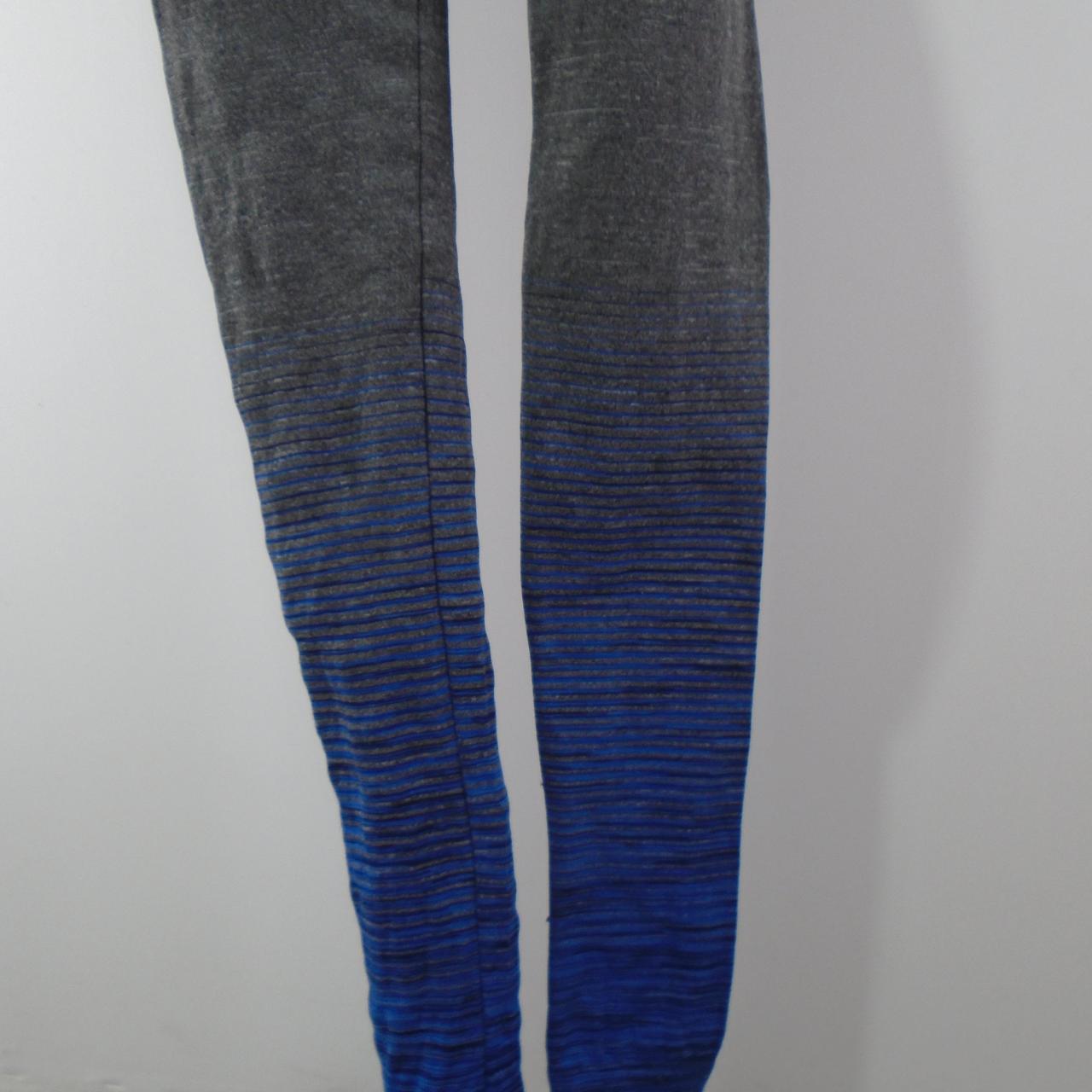 Women's Leggings Pants Sin marca. Grey. S. Used. Good