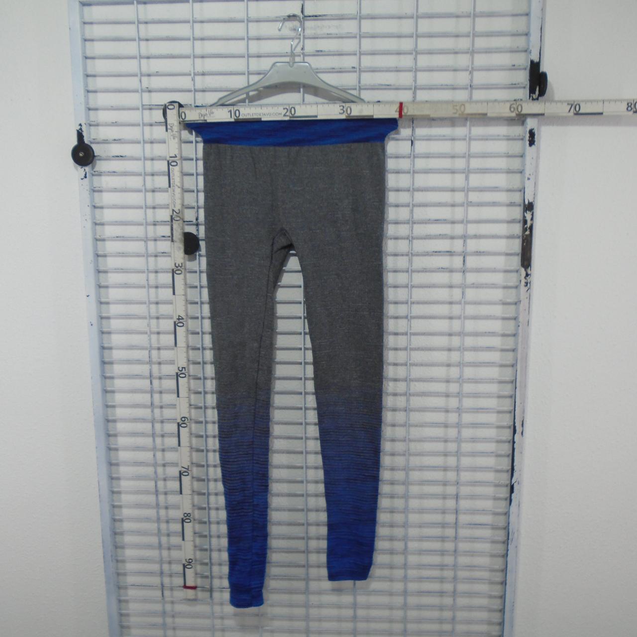 Women's Leggings Pants Sin marca. Grey. S. Used. Good