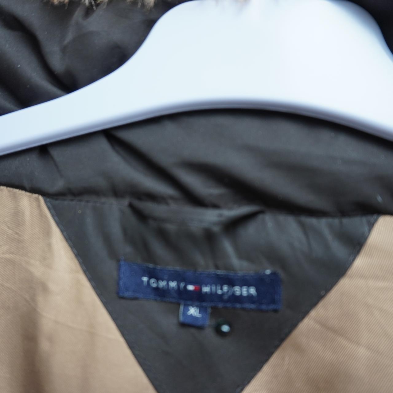 Chaqueta de mujer Tommy Hilfiger. Marrón. XL. Usada. En buen estado