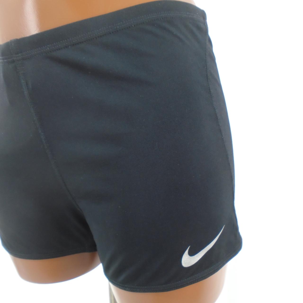 Pantalones cortos de mujer Nike. Negro. L. Usado. Bien