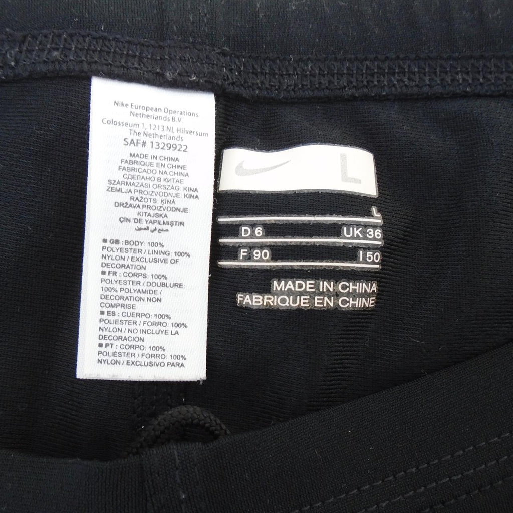 Women's Shorts Nike. Black. L. Used. Good