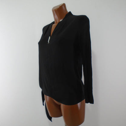 Blusa de mujer Escada. Negra. XS. Usada. Satisfactoria